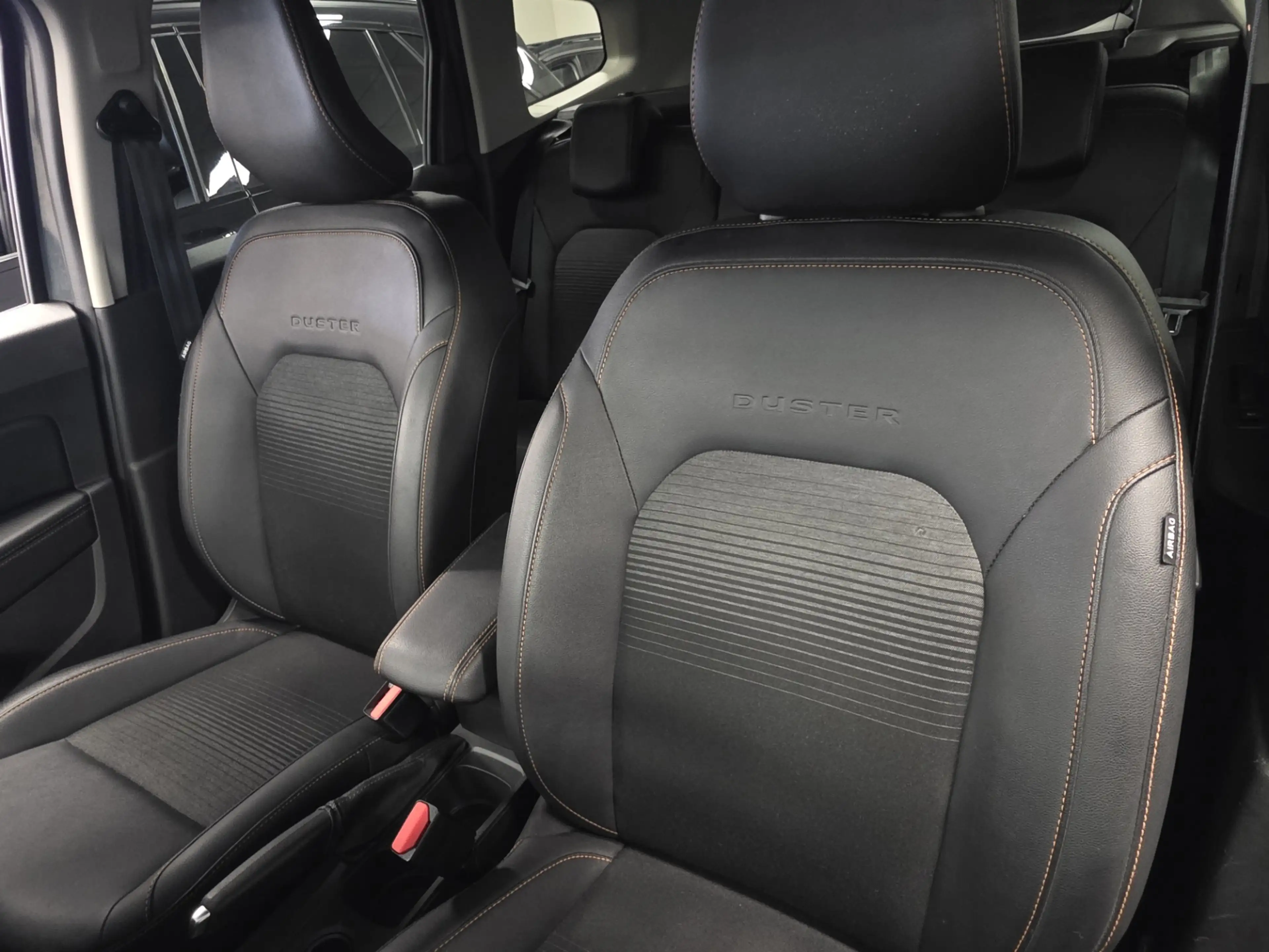 Dacia Duster 1.3 TCe Prestige Prestige – Navigatie – Camera – C — photo 11