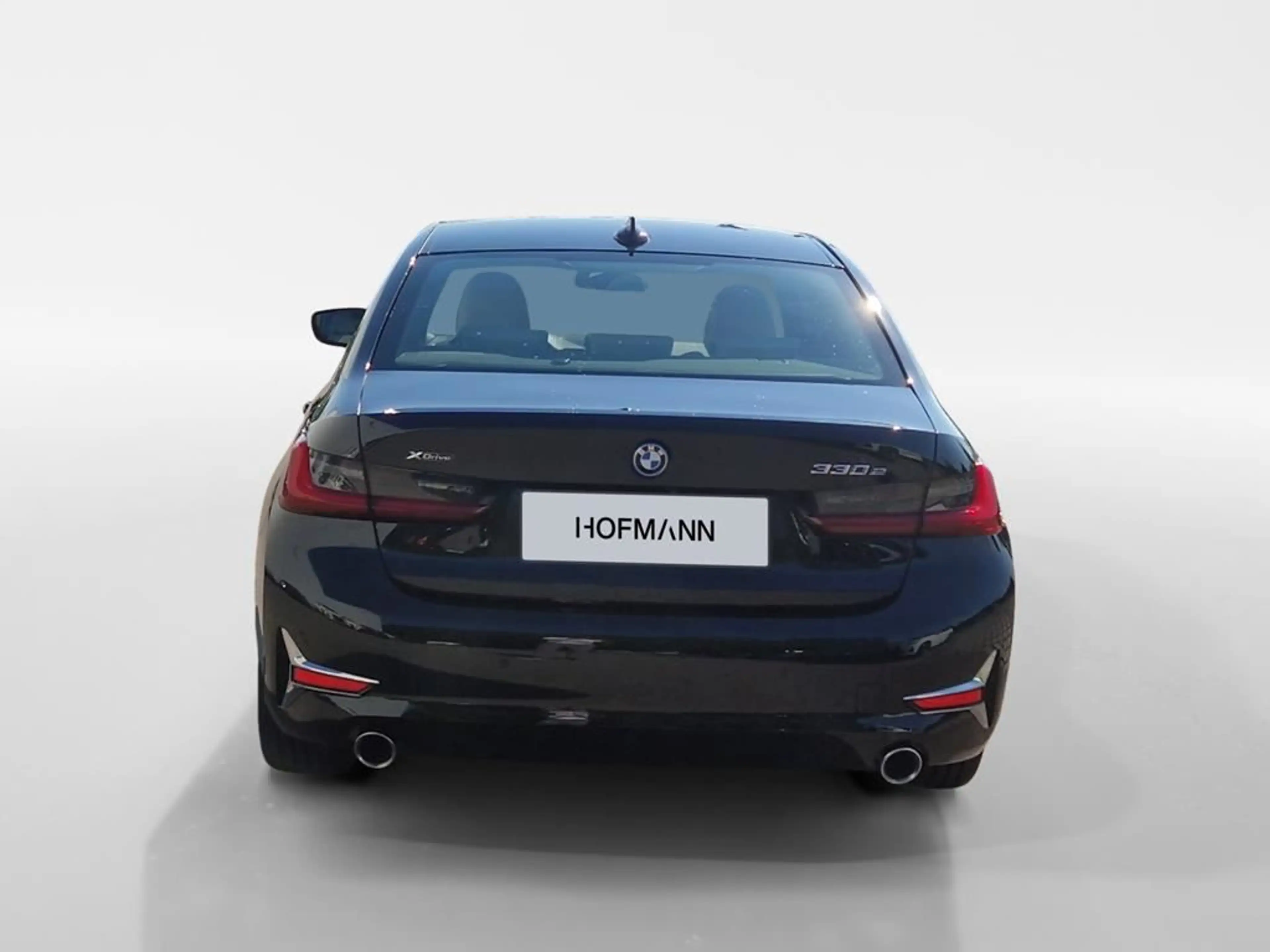 BMW 330 Luxury Line — photo 8