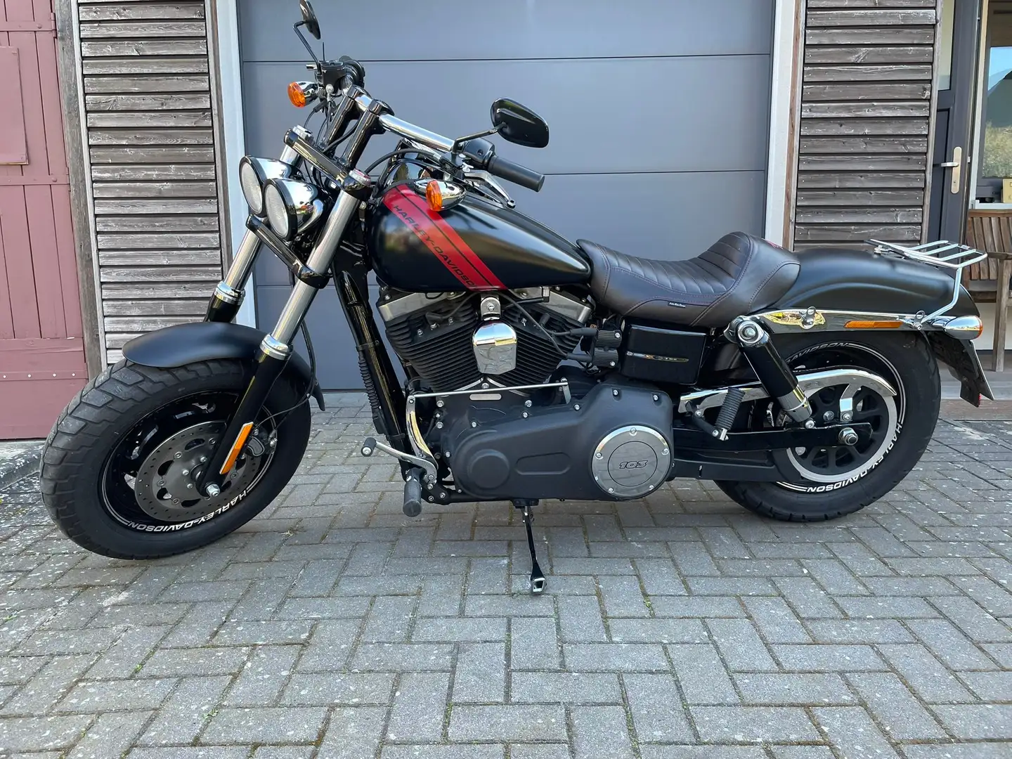 Harley-Davidson Dyna Fat Bob FXDF103 Negru - 2