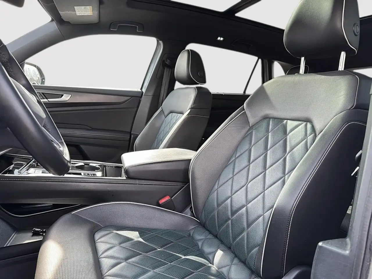 Volkswagen Atlas снимка Volkswagen Atlas