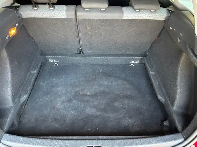 Renault Clio view 8