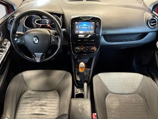 Renault Clio view 5