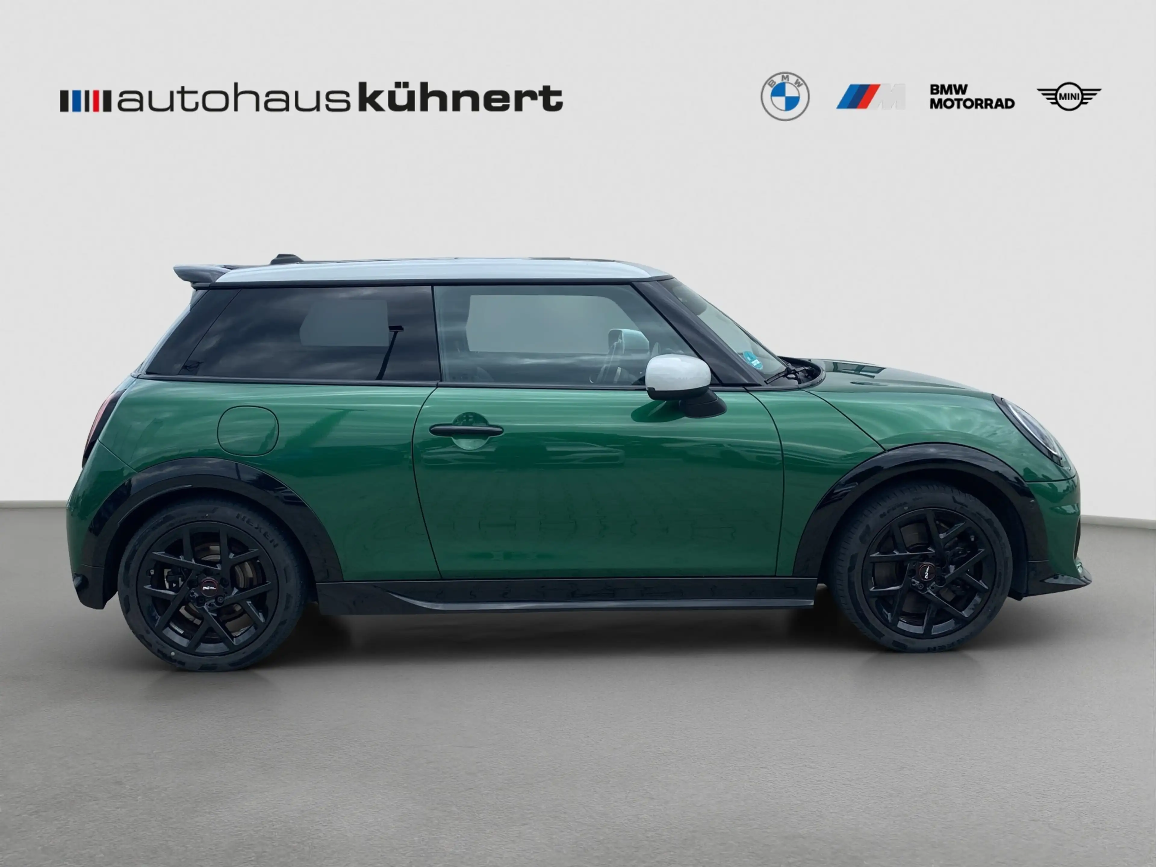 MINI Cooper C JCW Trim DrvAss/Pano-D/HUD/RFK/Alarm — photo 8