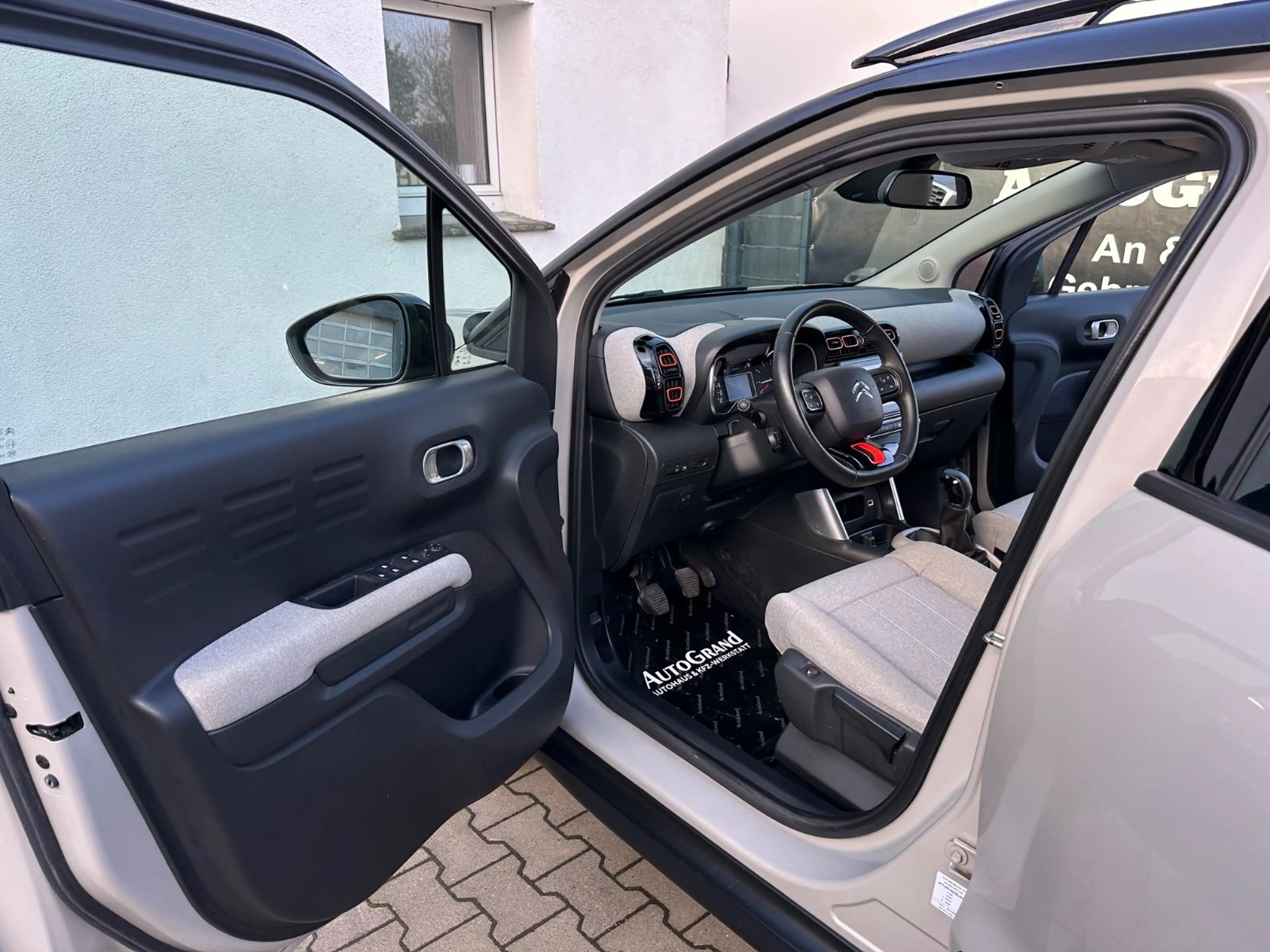 Citroen C3 Aircross Shine*Klima*PDC*Assist*Garantie*TÜV — photo 10