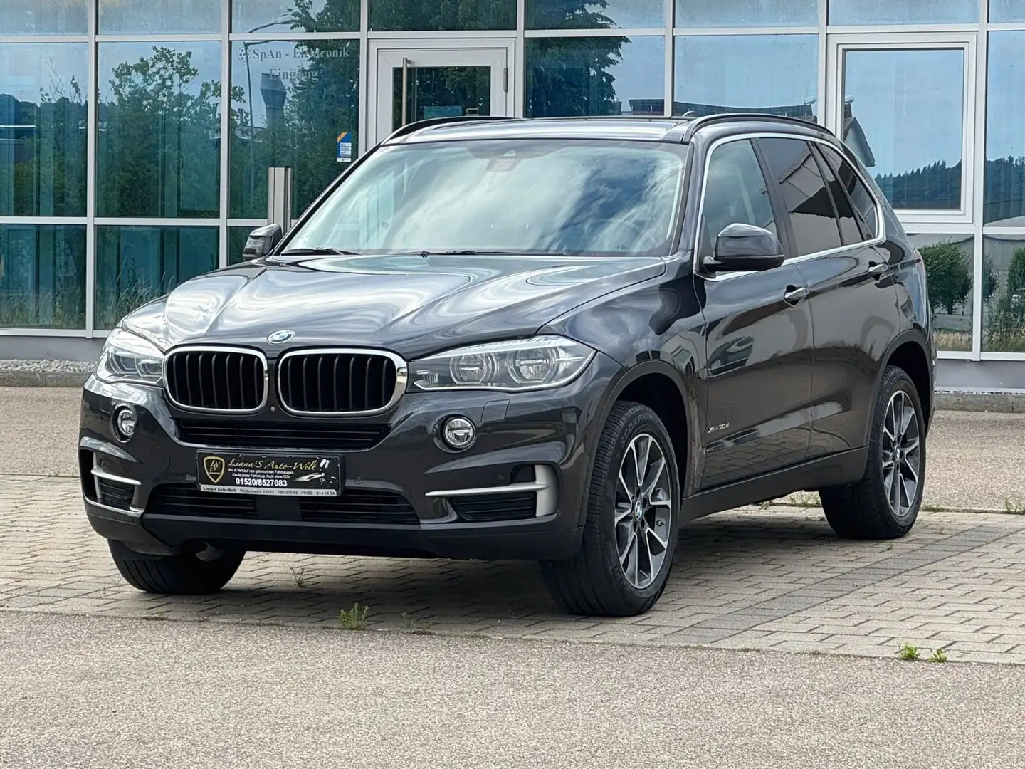 BMW X5 xDrive 30d Leder Head Up Display Harman/Kardo Grijs - 2