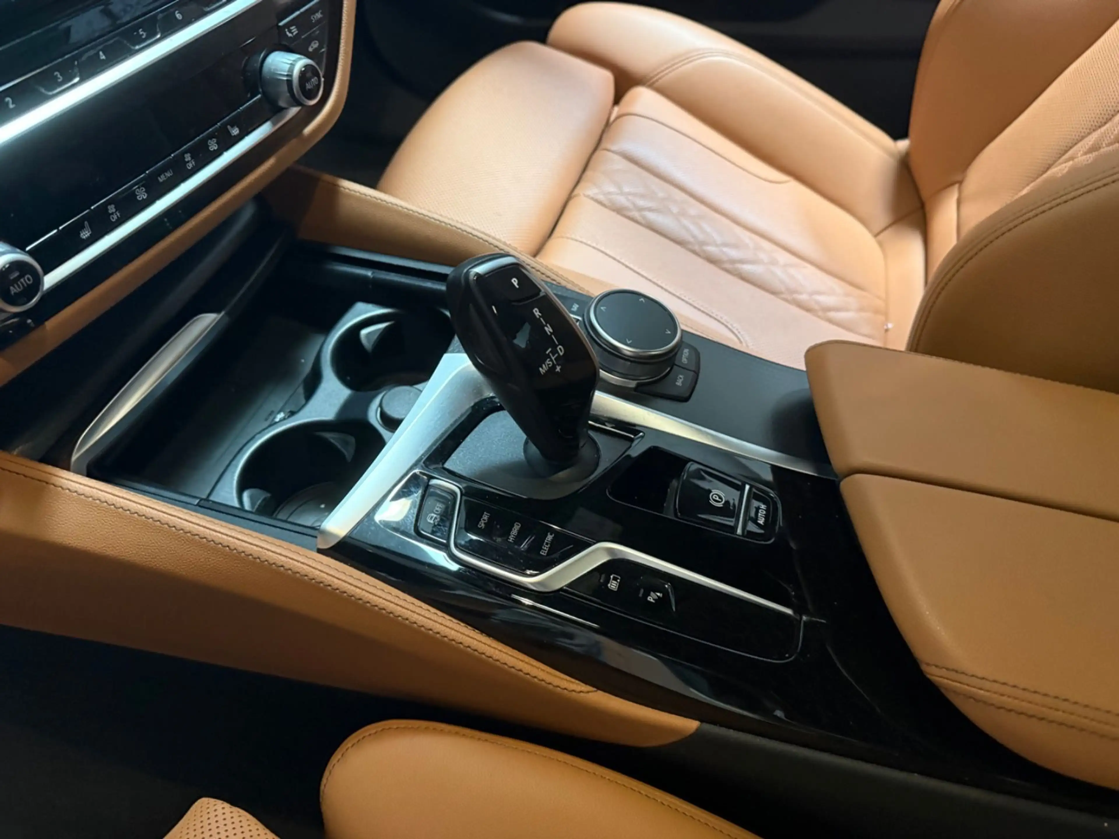 BMW 545 5 Limousine 545 e xDrive M Sport — photo 7