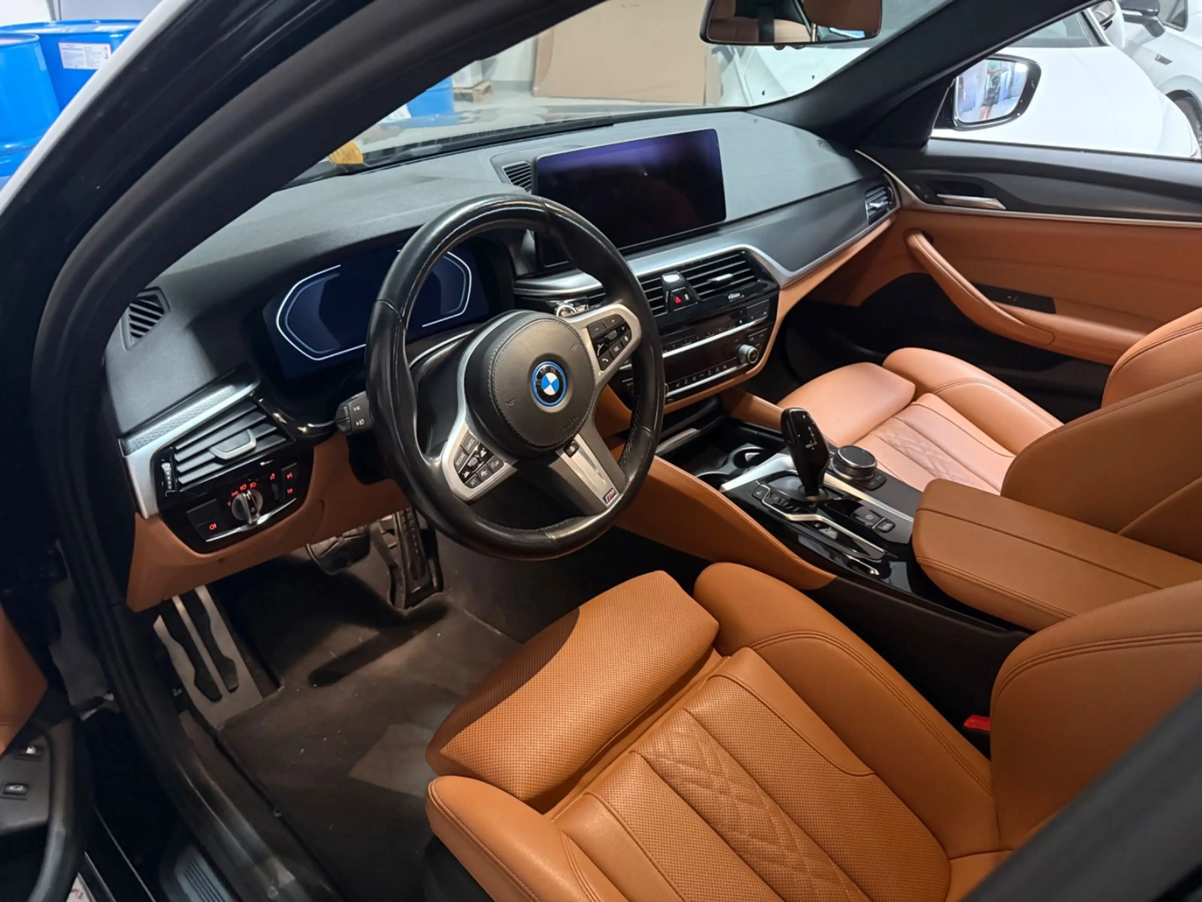 BMW 545 5 Limousine 545 e xDrive M Sport — photo 4