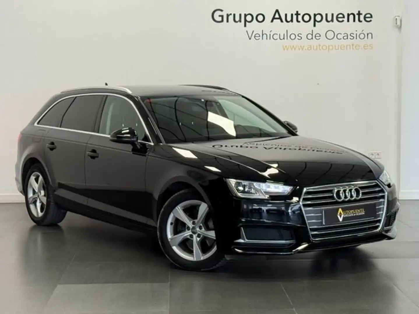 Audi A4 AVANT Negro - 1