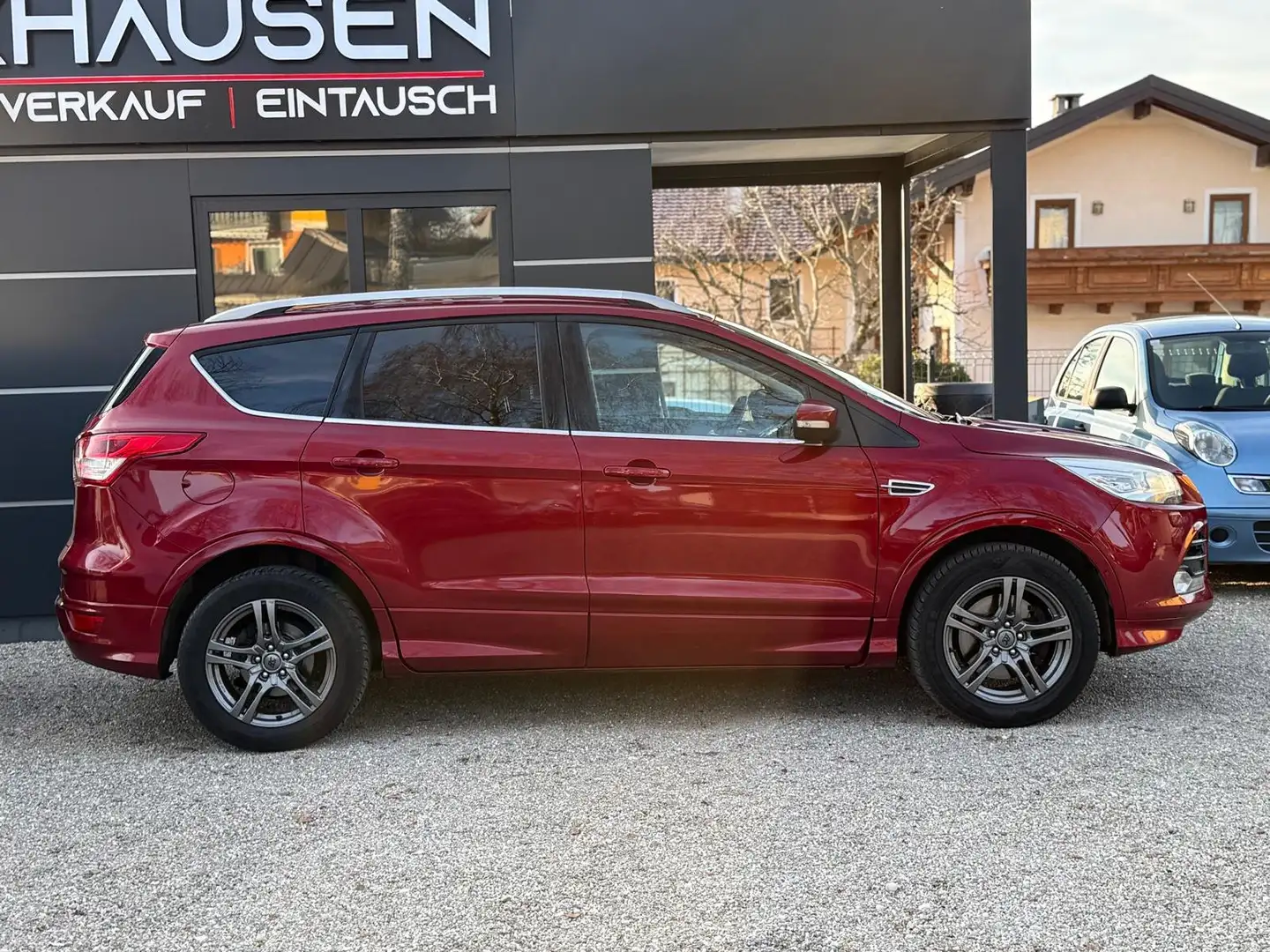 Ford Kuga 4x4 Allrad*ST Line* Rot - 2