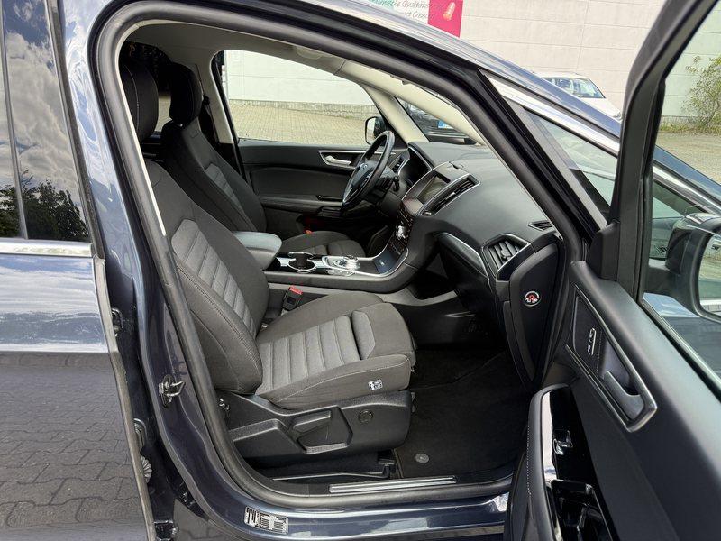 Ford S-Max Titanium 2,0 TDCI Aut Navi LED Temp SHA TWA PDC Al — photo 13