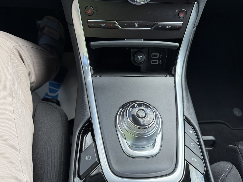 Ford S-Max Titanium 2,0 TDCI Aut Navi LED Temp SHA TWA PDC Al — photo 10