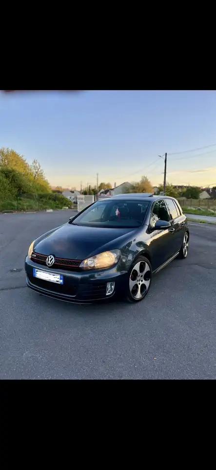 Volkswagen Golf GTI 2.0 TSI 210 DSG6