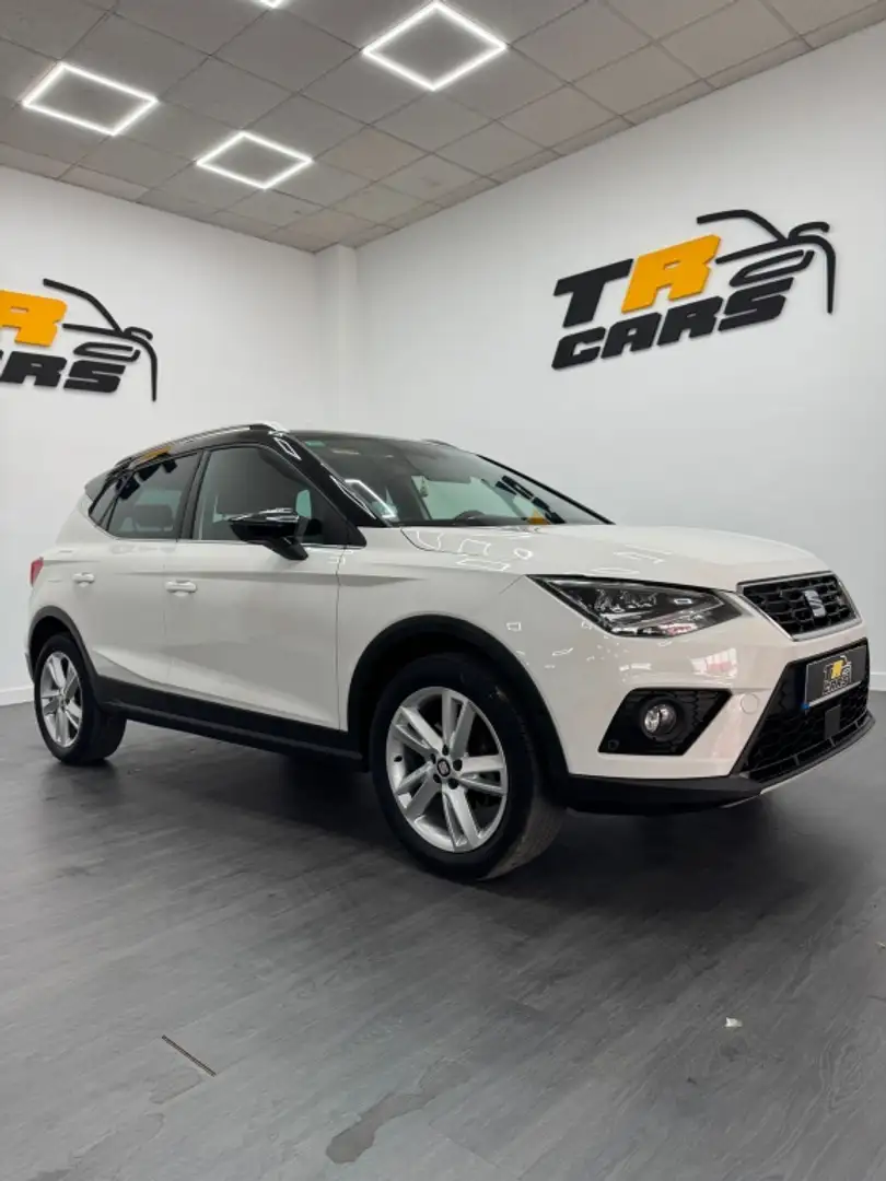 SEAT Arona 1.0 TGI S&S Reference 90 Blanco - 1