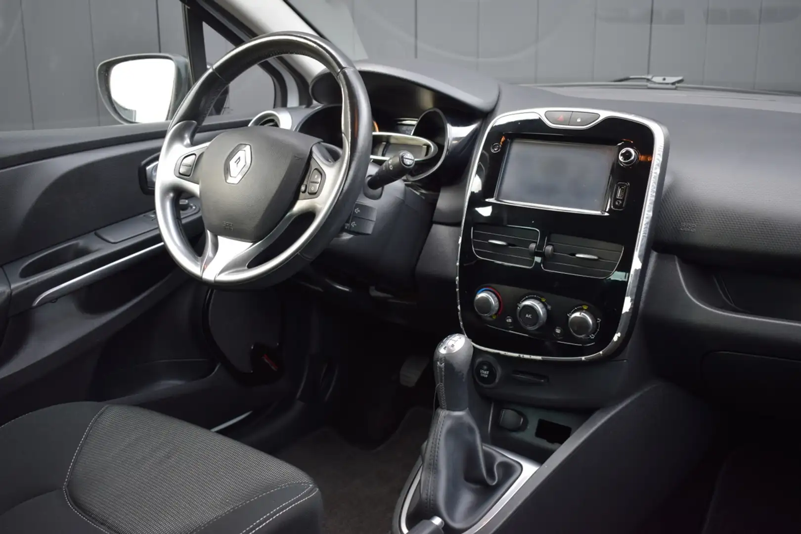 Renault Clio 0.9 TCE Night&Day Airco | Full Map Navi | Telefoni Blanc - 2