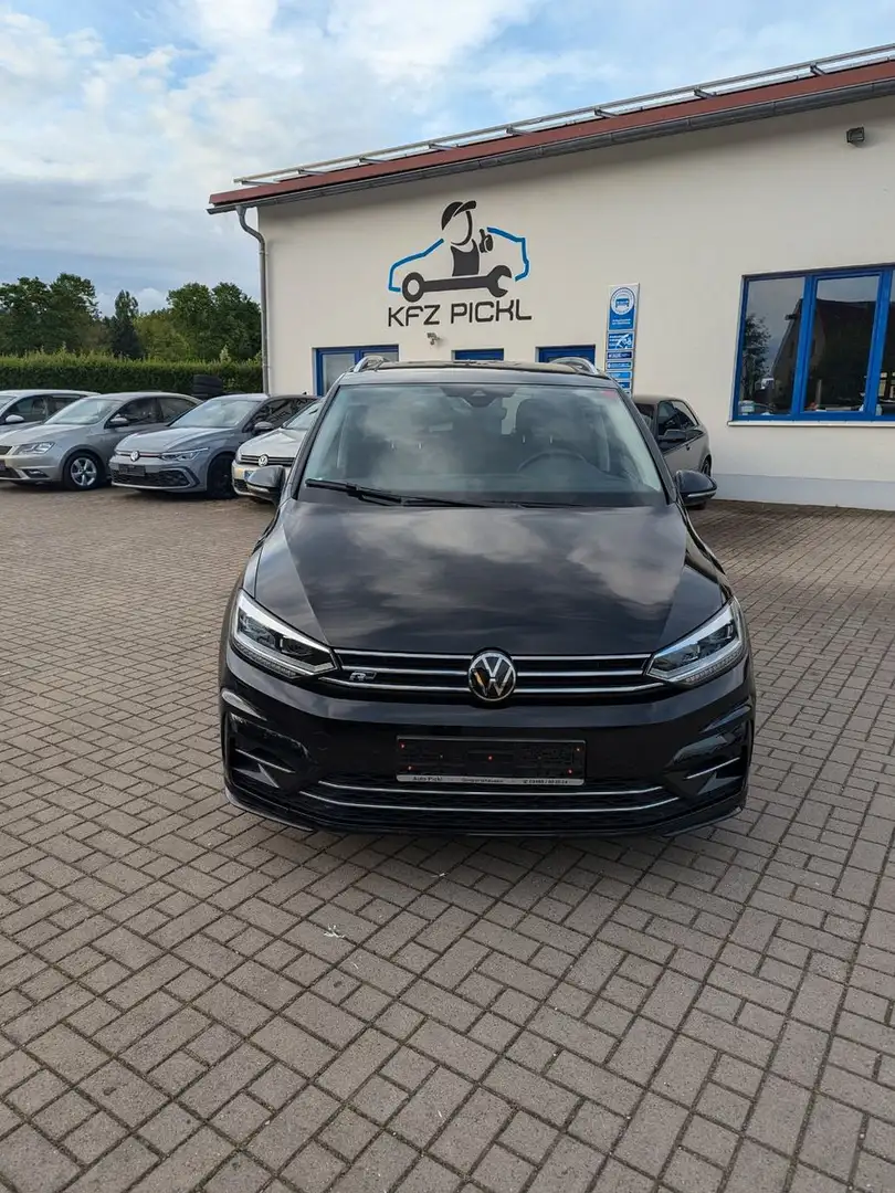 Volkswagen Touran R-Line 1,5TSI DSG Panor.7-Sitz,LED Schwarz - 1