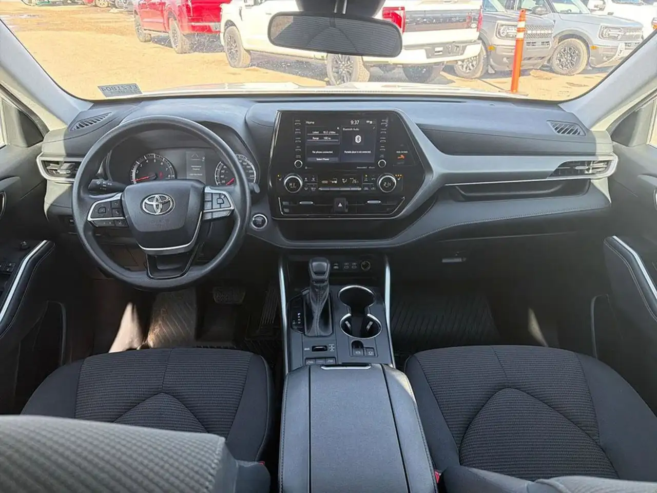 Toyota Highlander снимка Toyota Highlander