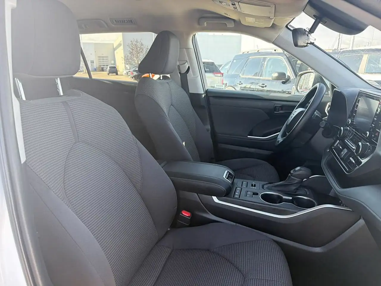 Toyota Highlander снимка Toyota Highlander