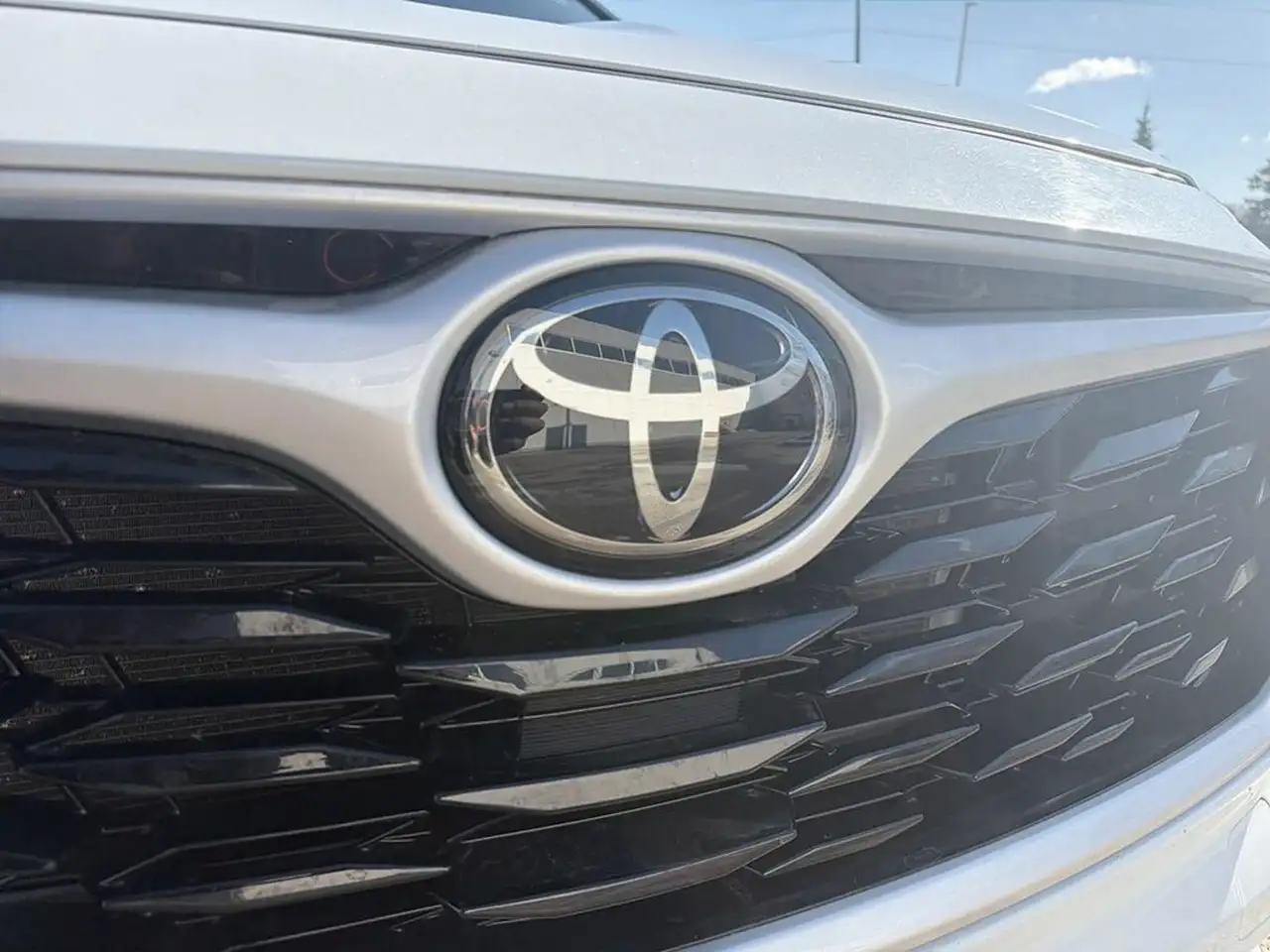 Toyota Highlander снимка Toyota Highlander
