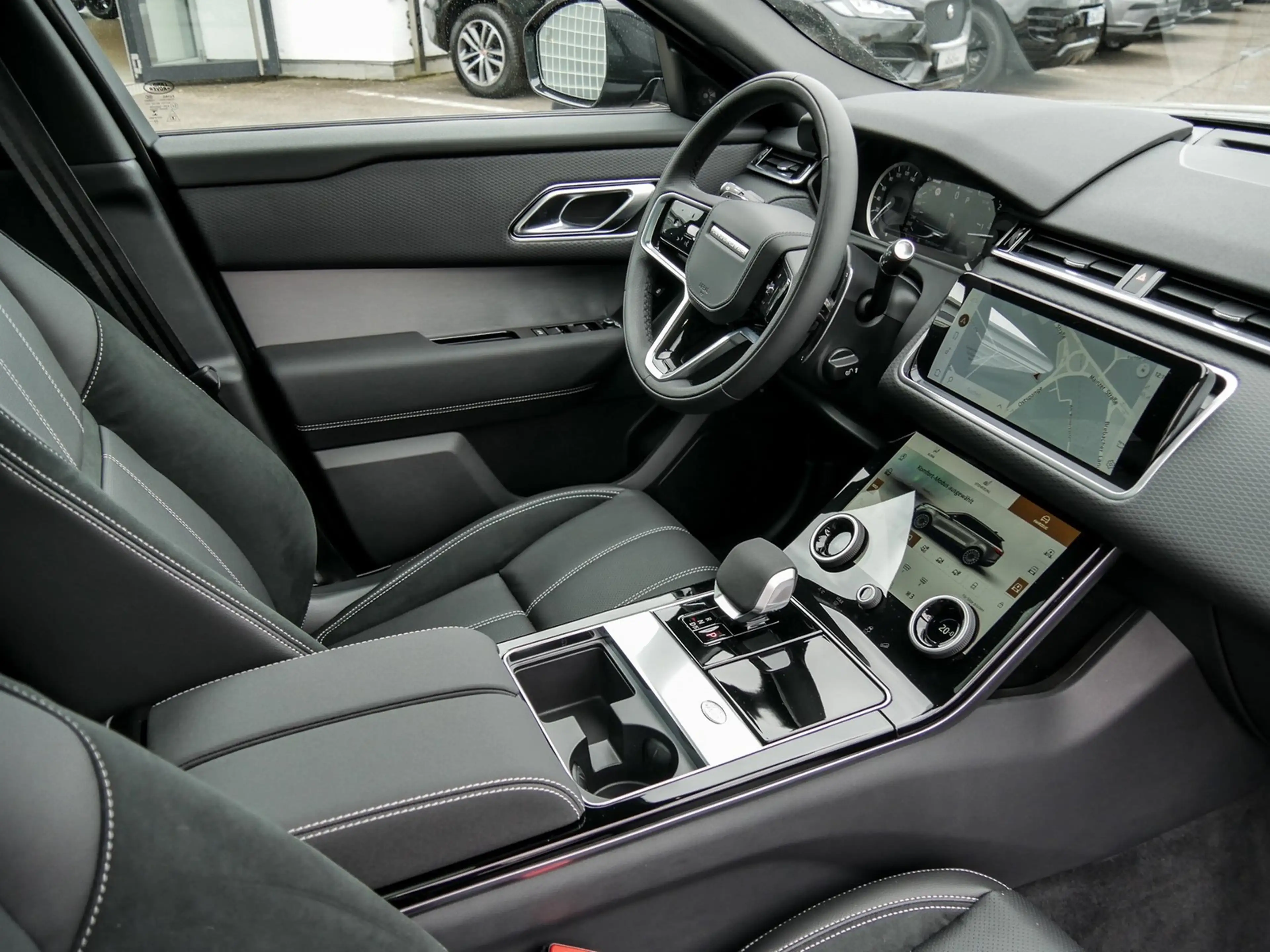 Land Rover Range Rover Velar D300 R-Dynamic SE Black Pack - 22" - Pano - HUD... — photo 3