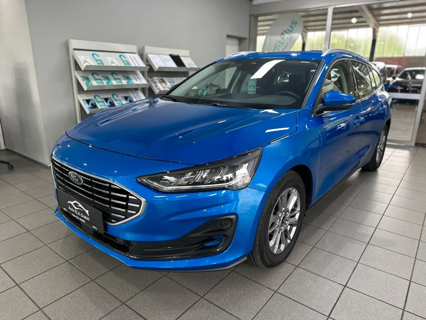 Ford Focus Turnier Titanium Navi|AHK|Kamera|Garantie Blau - 1
