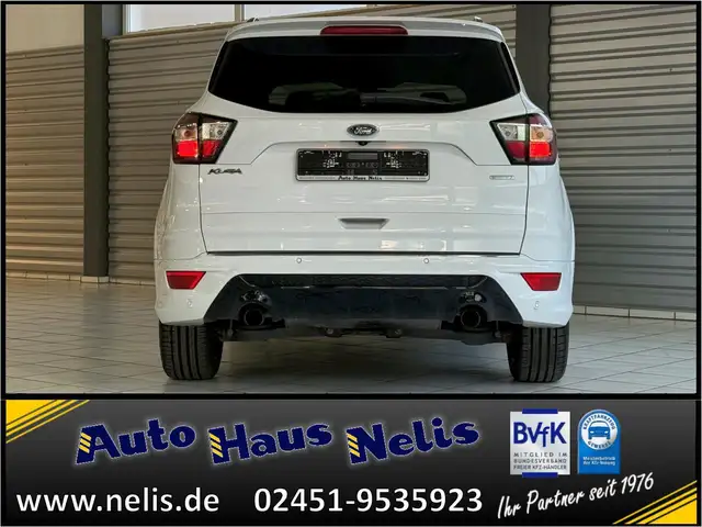 Ford Kuga view 4