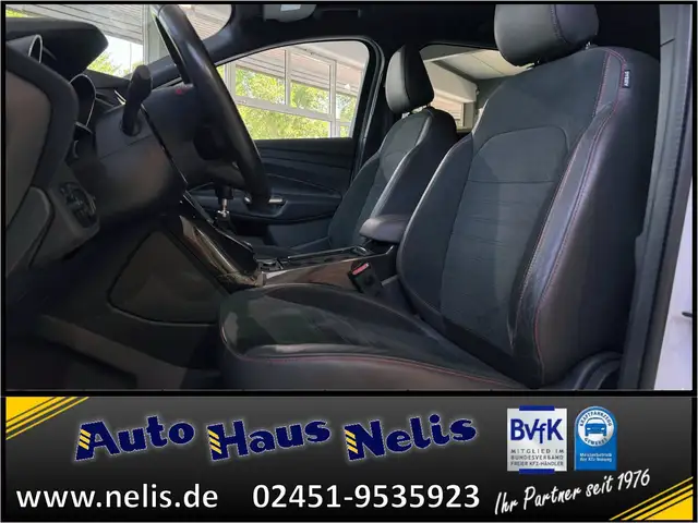 Ford Kuga view 8
