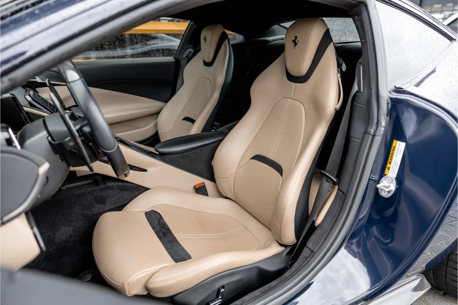 페라리 로마 3.9 V8 BiTurbo 2021 블랙 사진 8
