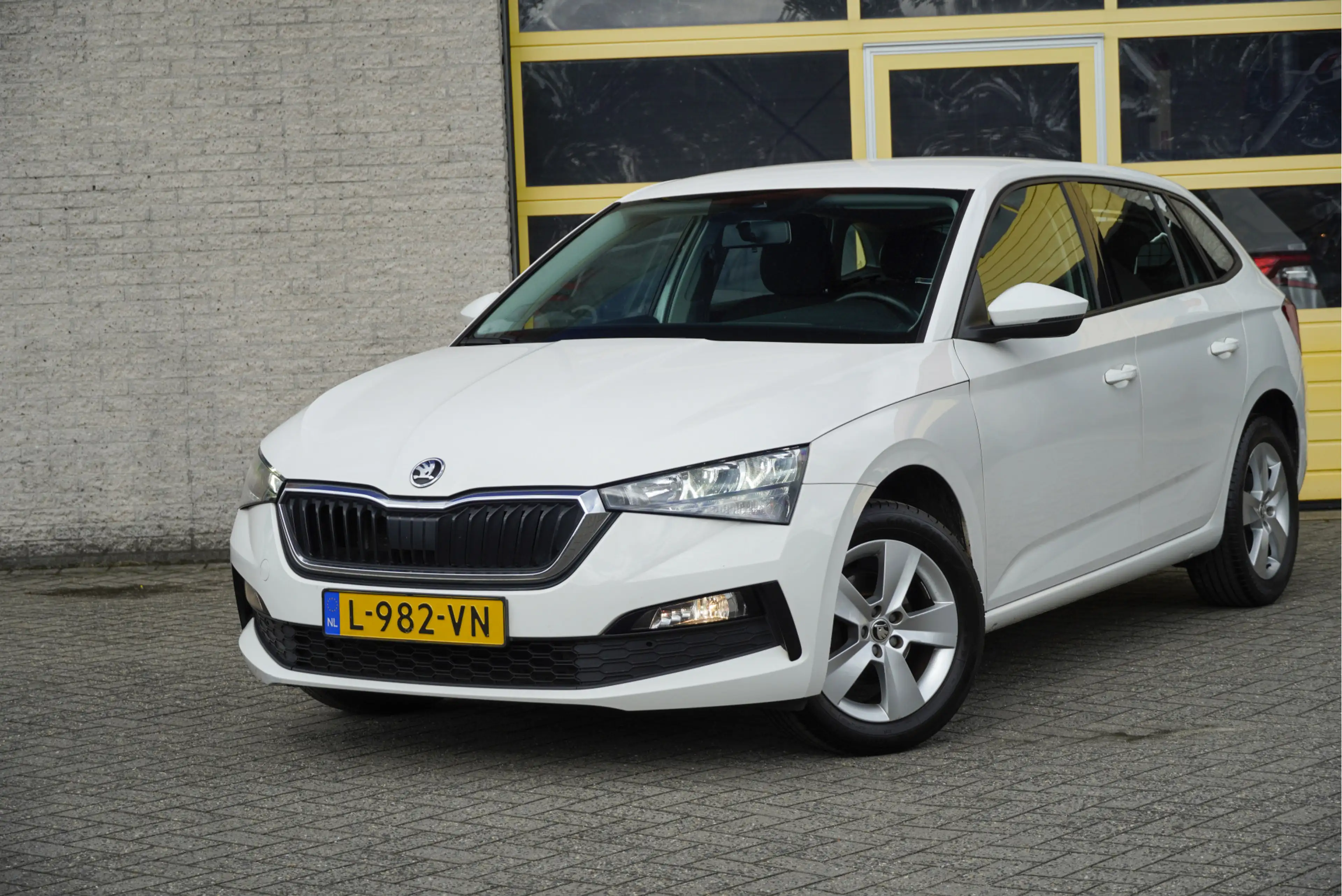 Skoda Scala 1.0 TSI 5drs Ambition BJ2021 Lmv 16" | Led | Pdc | — photo 3