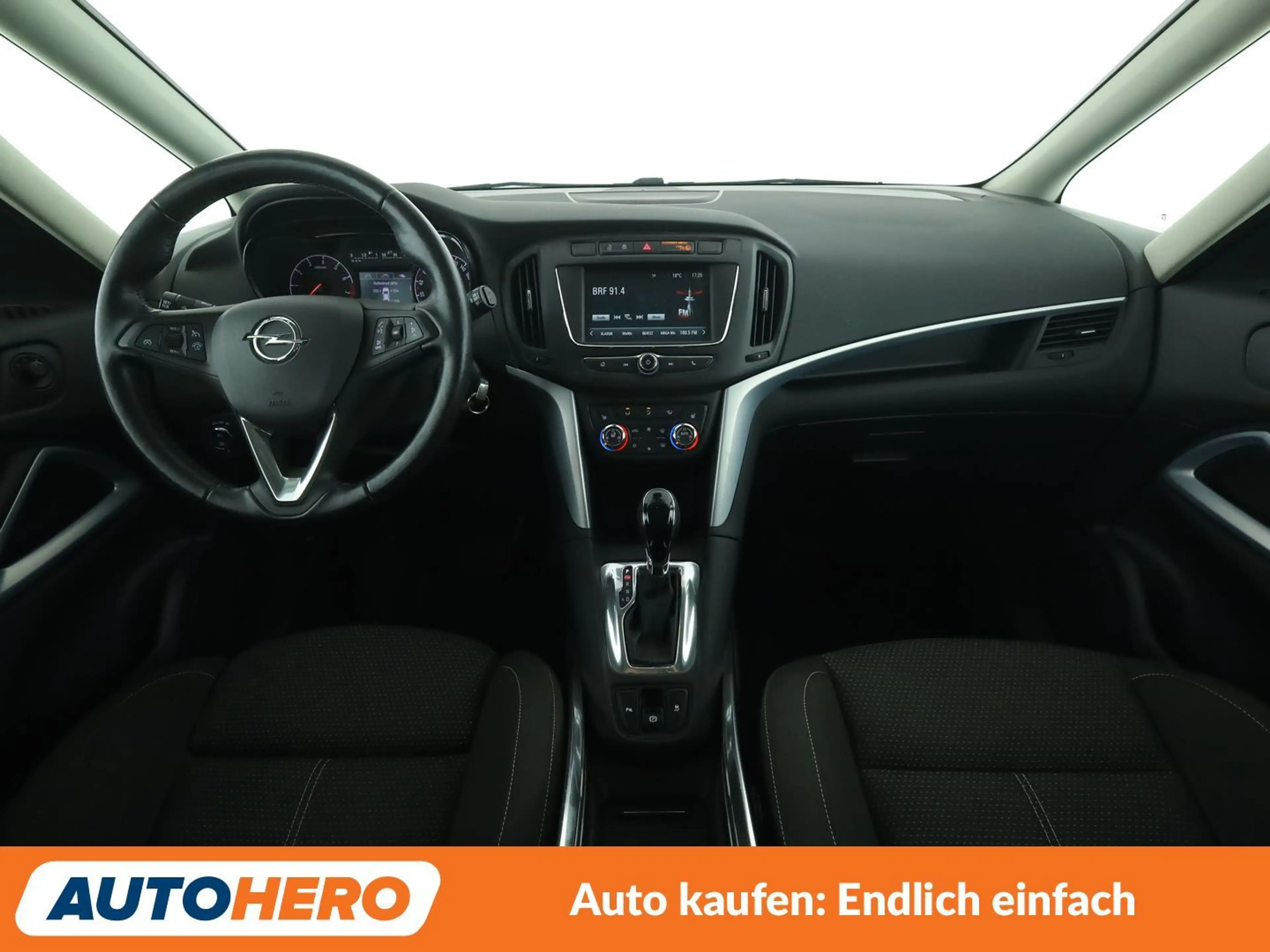 Opel Zafira Tourer 1.6 SIDI Turbo Innovation Aut.*NAV*TEMP*CAM*PDC* — photo 12