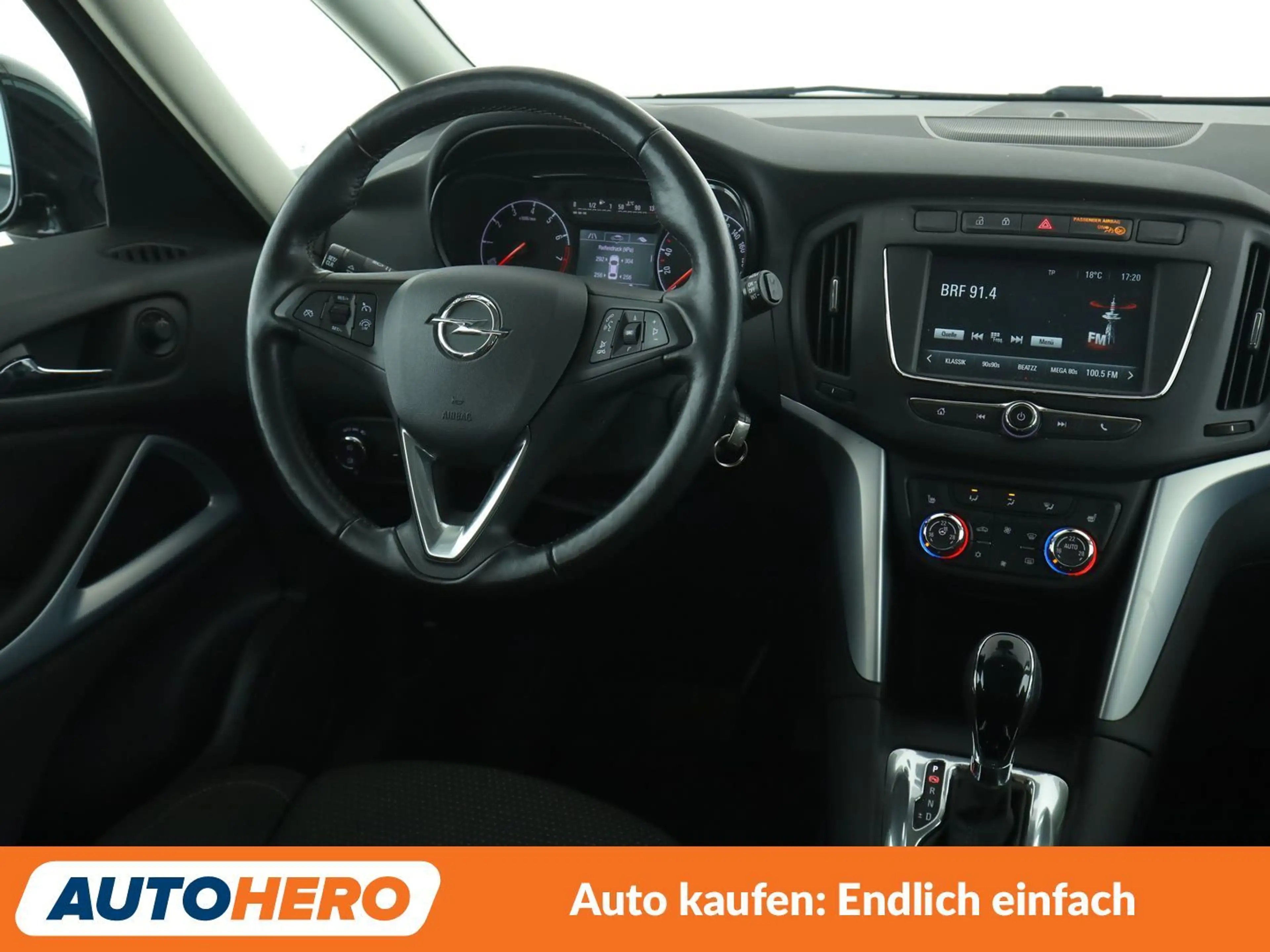 Opel Zafira Tourer 1.6 SIDI Turbo Innovation Aut.*NAV*TEMP*CAM*PDC* — photo 13