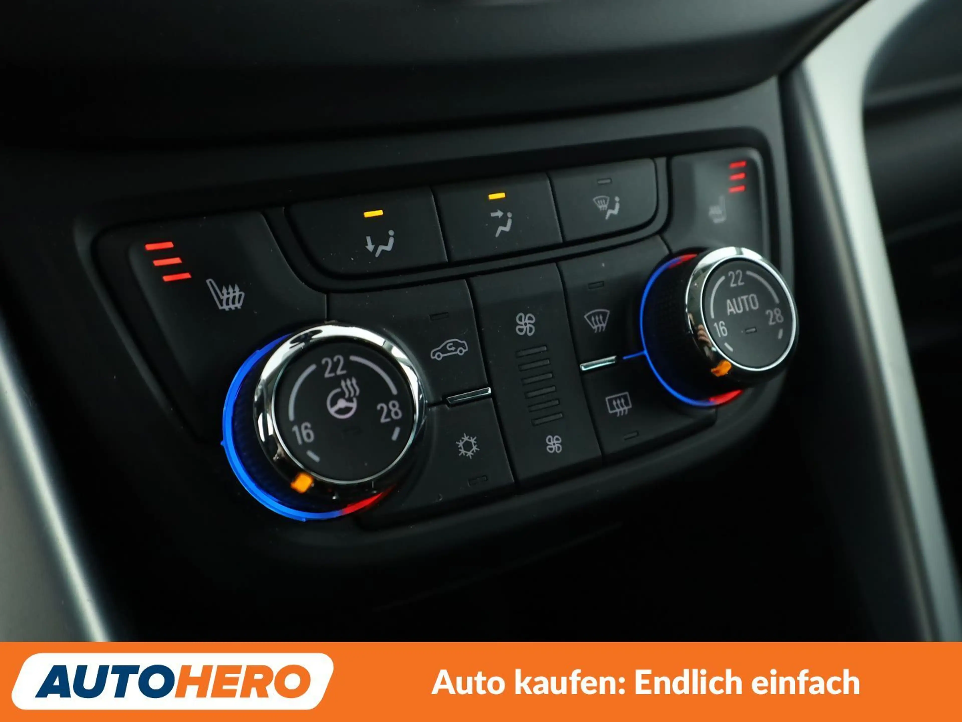 Opel Zafira Tourer 1.6 SIDI Turbo Innovation Aut.*NAV*TEMP*CAM*PDC* — photo 25