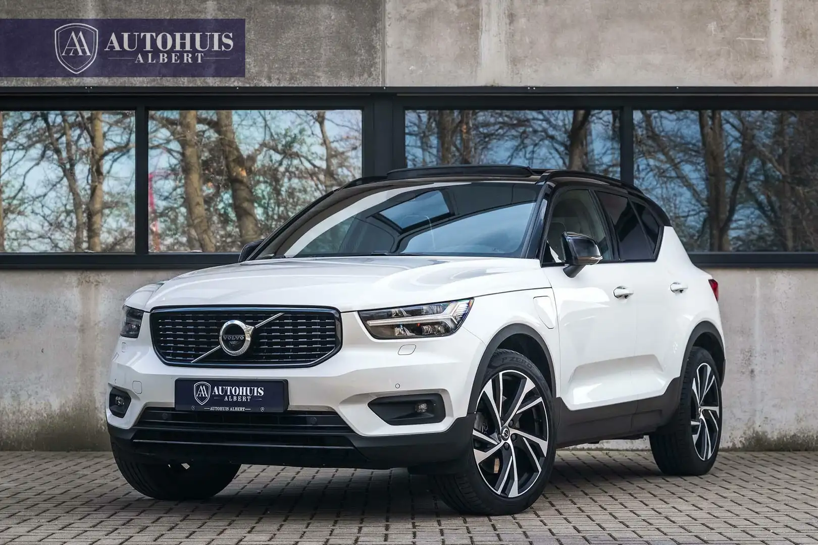 Volvo XC40 1.5 T5 Recharge R-Design H&K Pano ACC 360c 20'' Wit - 1