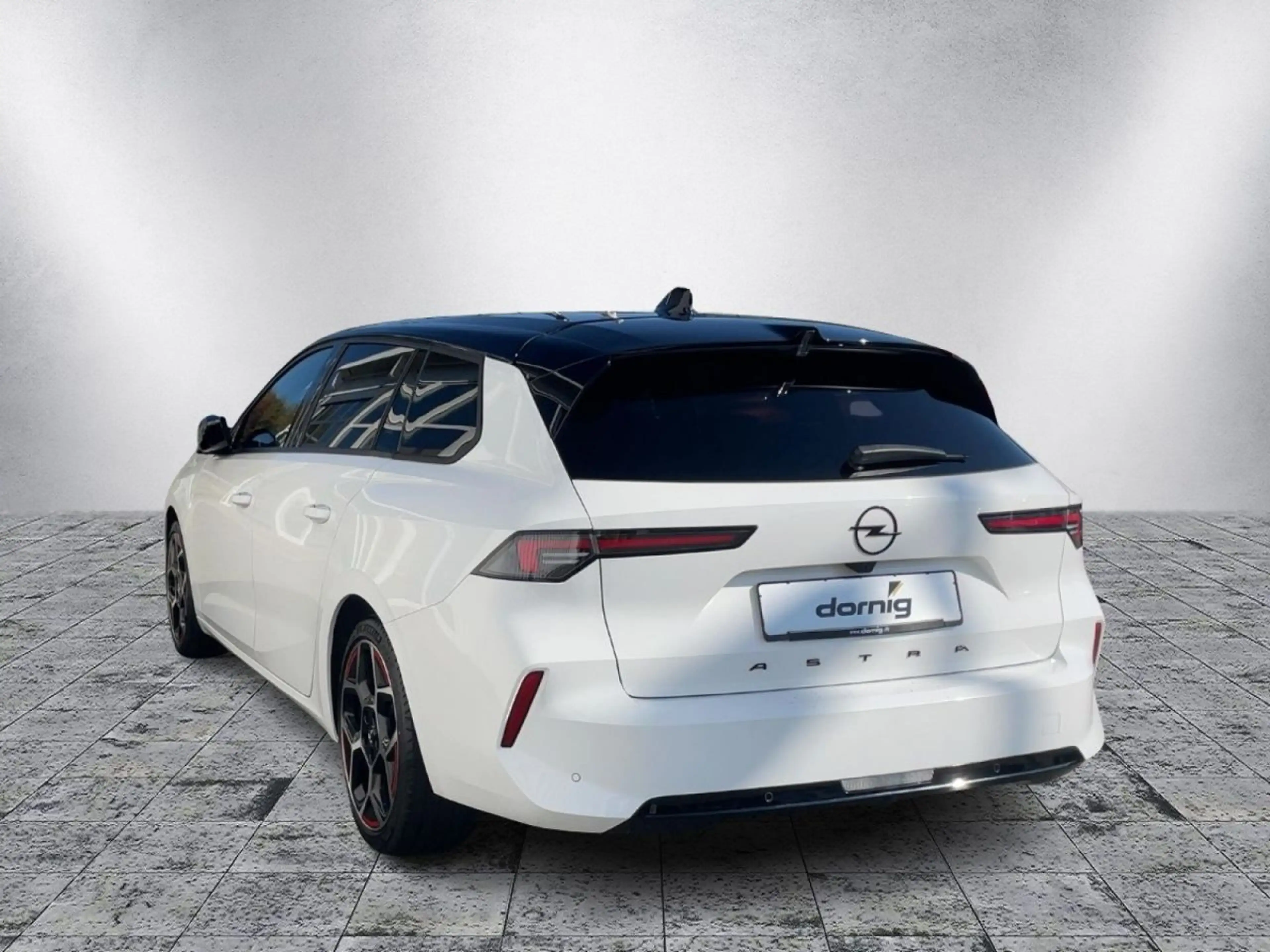 Opel Astra ST GS 1.5 — photo 4