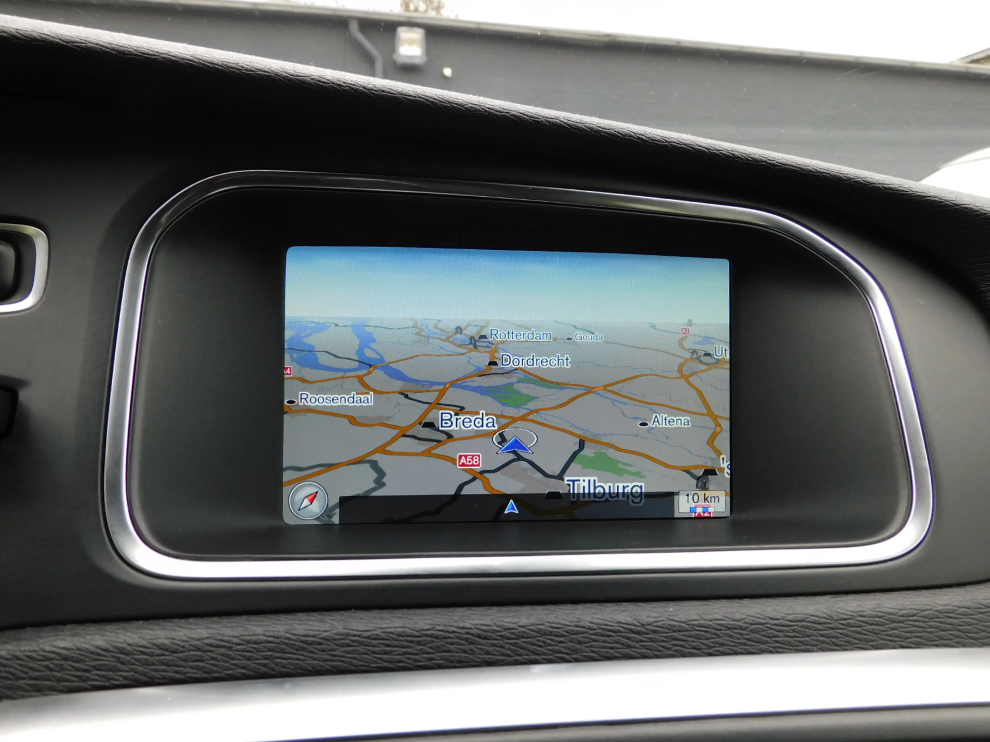 Volvo V40 1.6 T4 R-Design TOPSTAAT! PERFECT ONDERHOUDEN! NAV — photo 18
