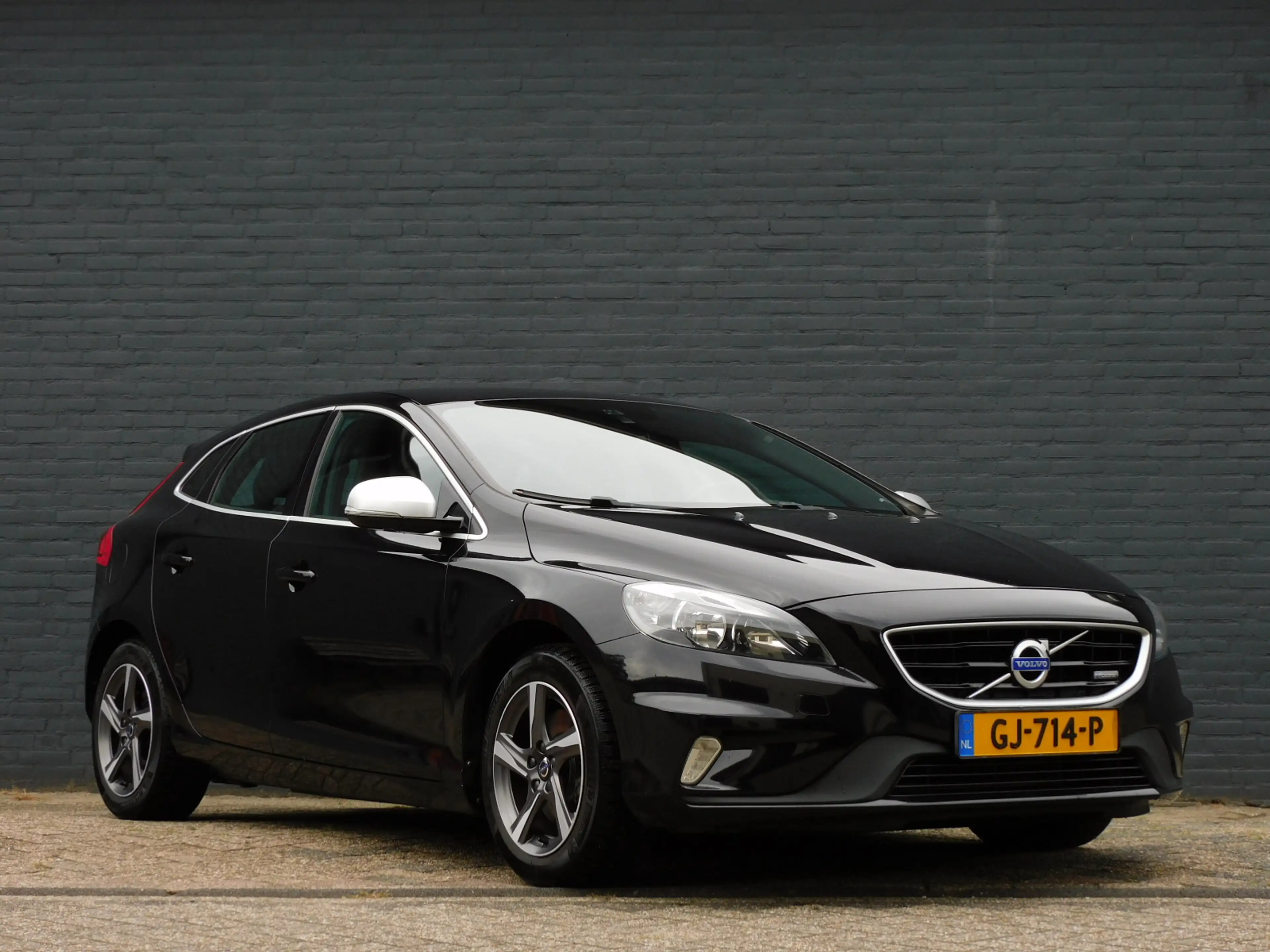 Volvo V40 1.6 T4 R-Design TOPSTAAT! PERFECT ONDERHOUDEN! NAV — photo 2