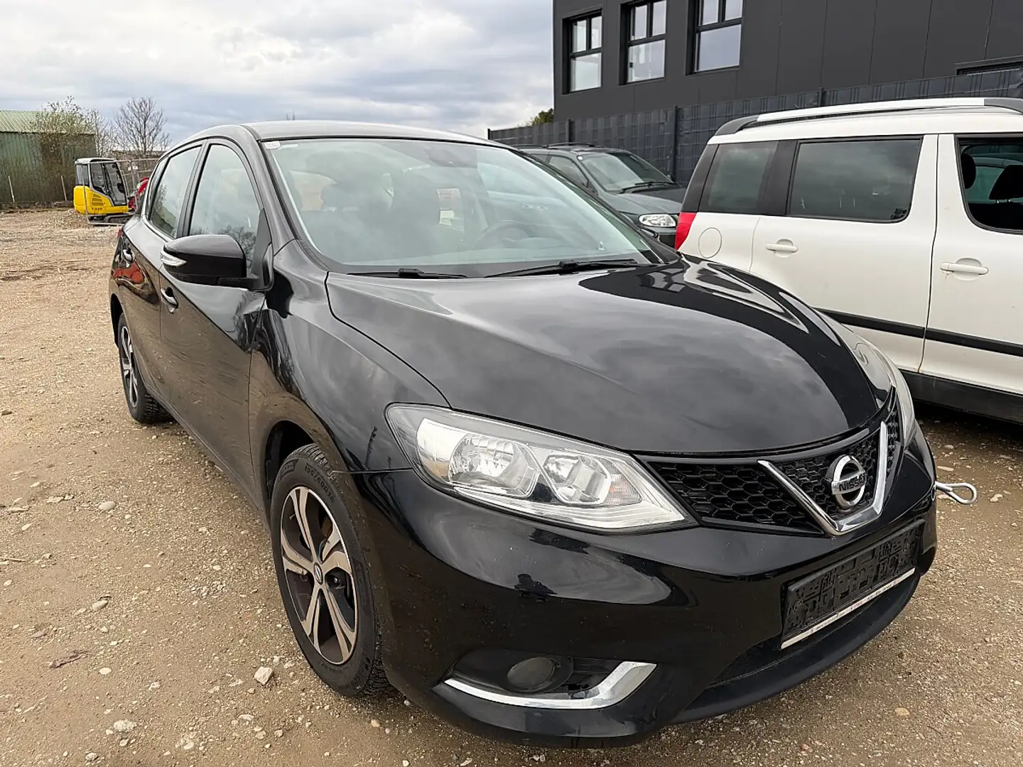 Nissan Pulsar 1,2 DIG-T Acenta Schwarz - 1