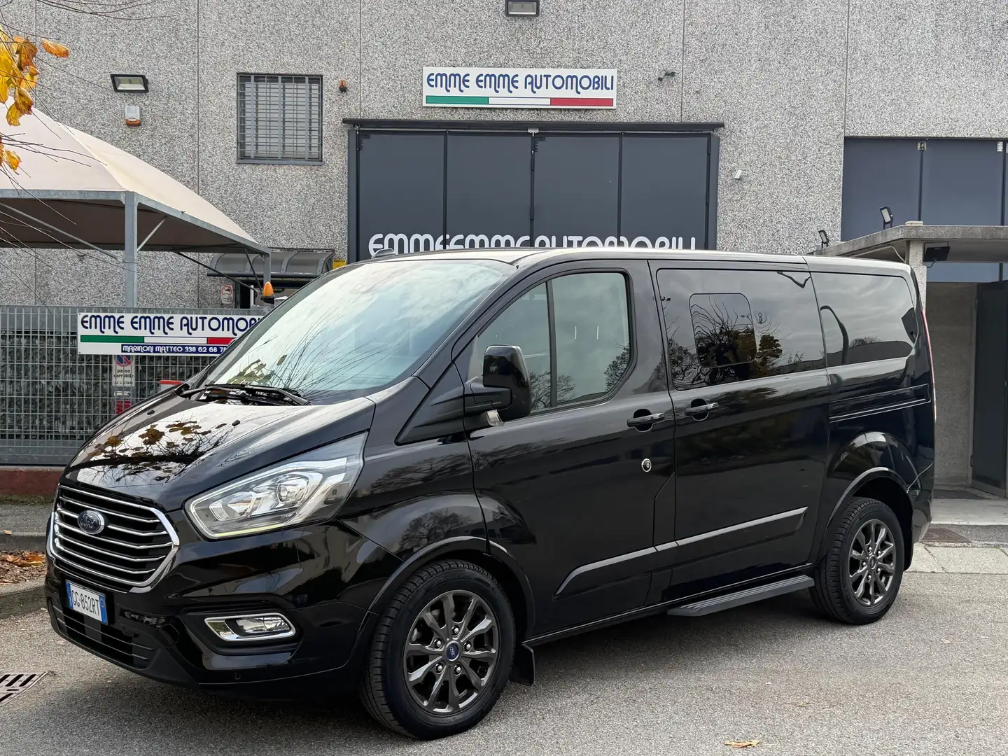 Ford Tourneo Custom 320 L1 H1 Titanium 2.0EcoBlue 130 Cv Auto 8P IVA!" Nero - 1
