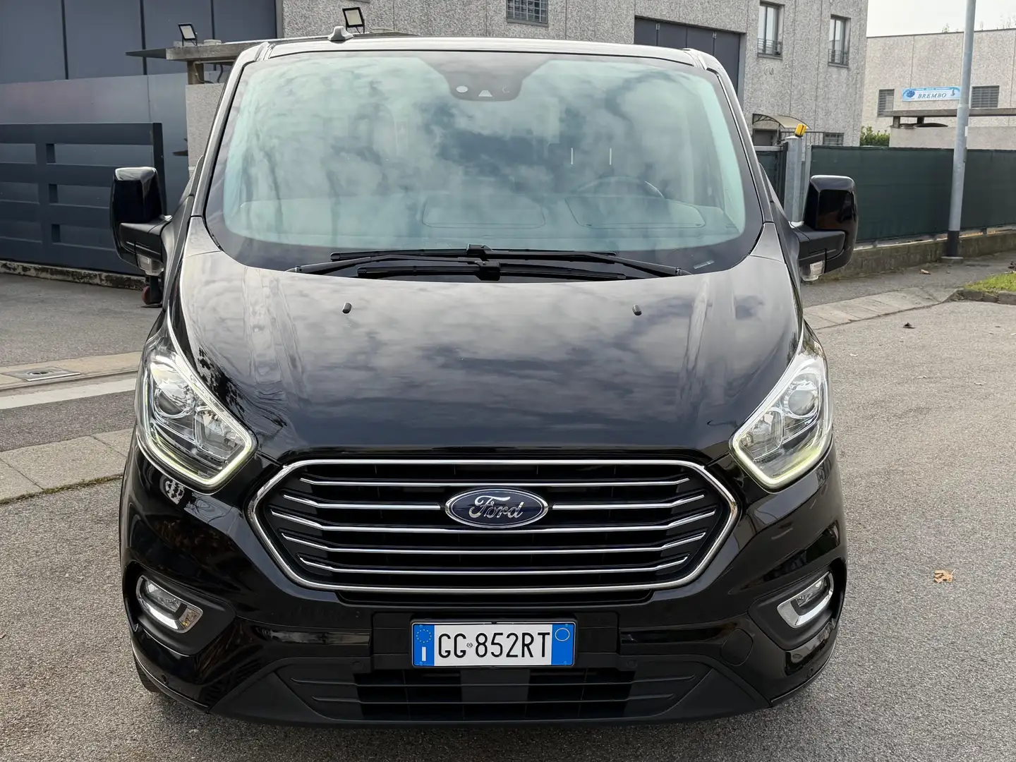Ford Tourneo Custom 320 L1 H1 Titanium 2.0EcoBlue 130 Cv Auto 8P IVA!" Nero - 2