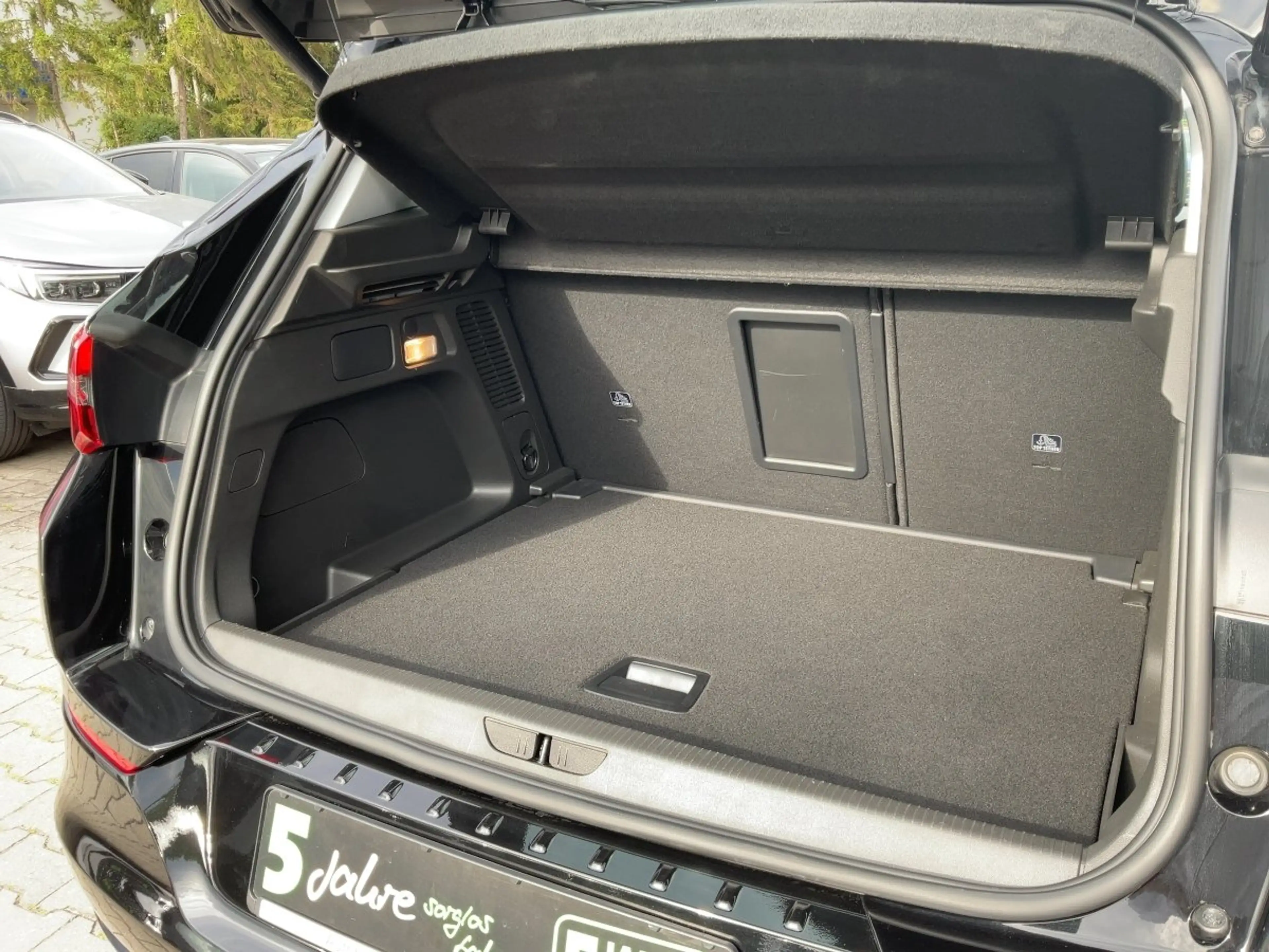 Opel Grandland 1.2 GS Line Alcantara+LED+Navi+SHZ+LM — photo 9