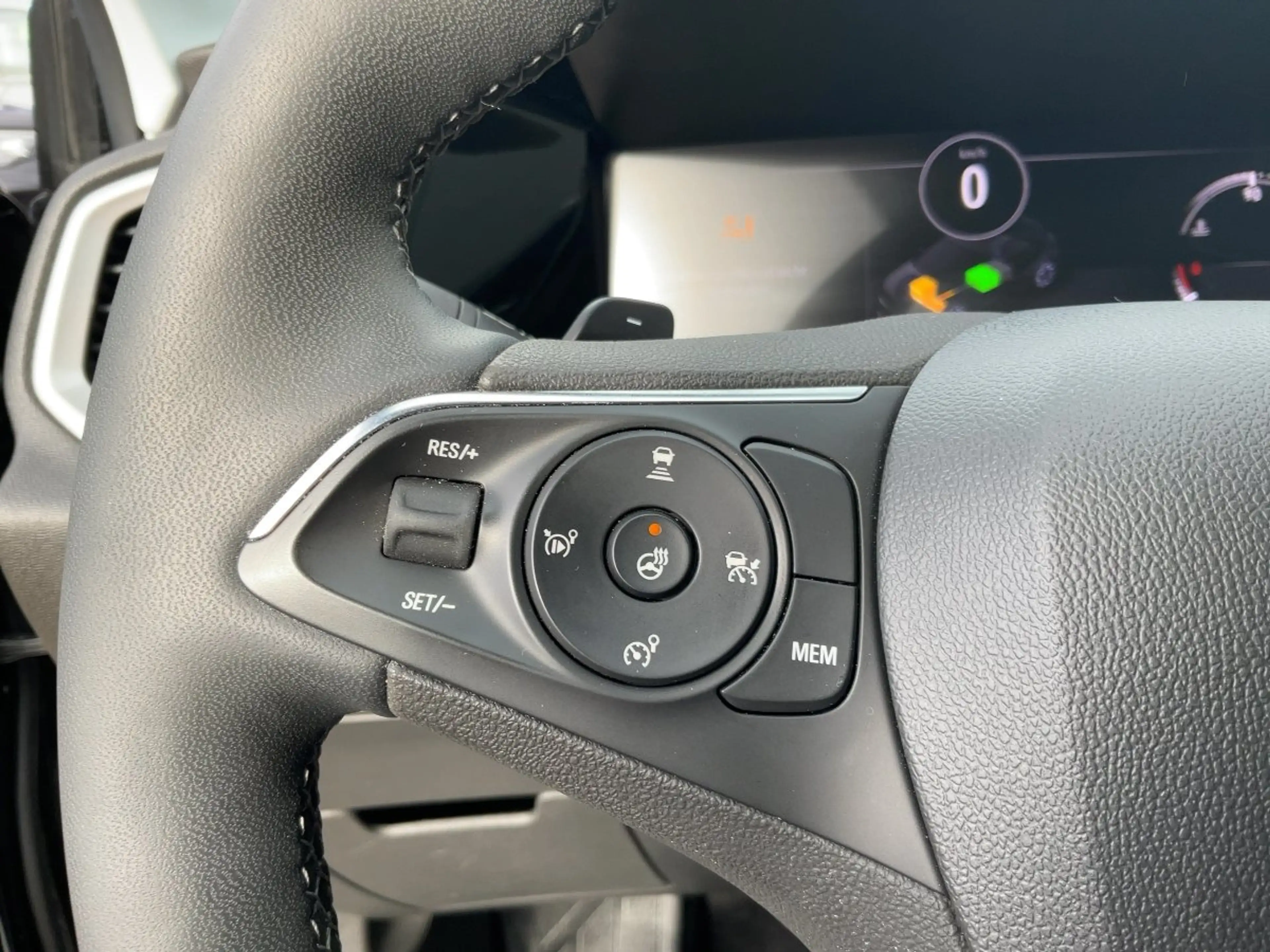 Opel Grandland 1.2 GS Line Alcantara+LED+Navi+SHZ+LM — photo 14