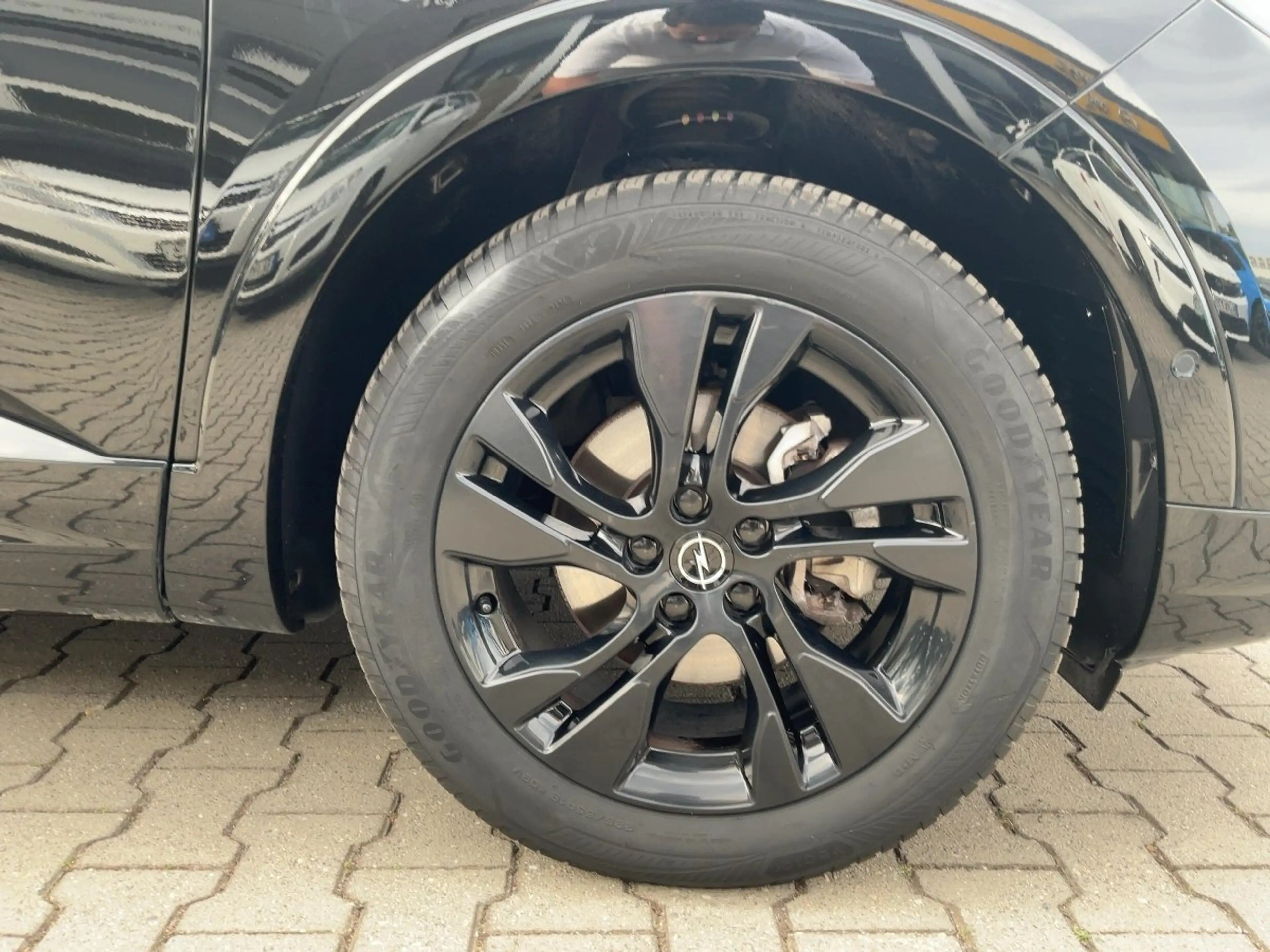 Opel Grandland 1.2 GS Line Alcantara+LED+Navi+SHZ+LM — photo 8