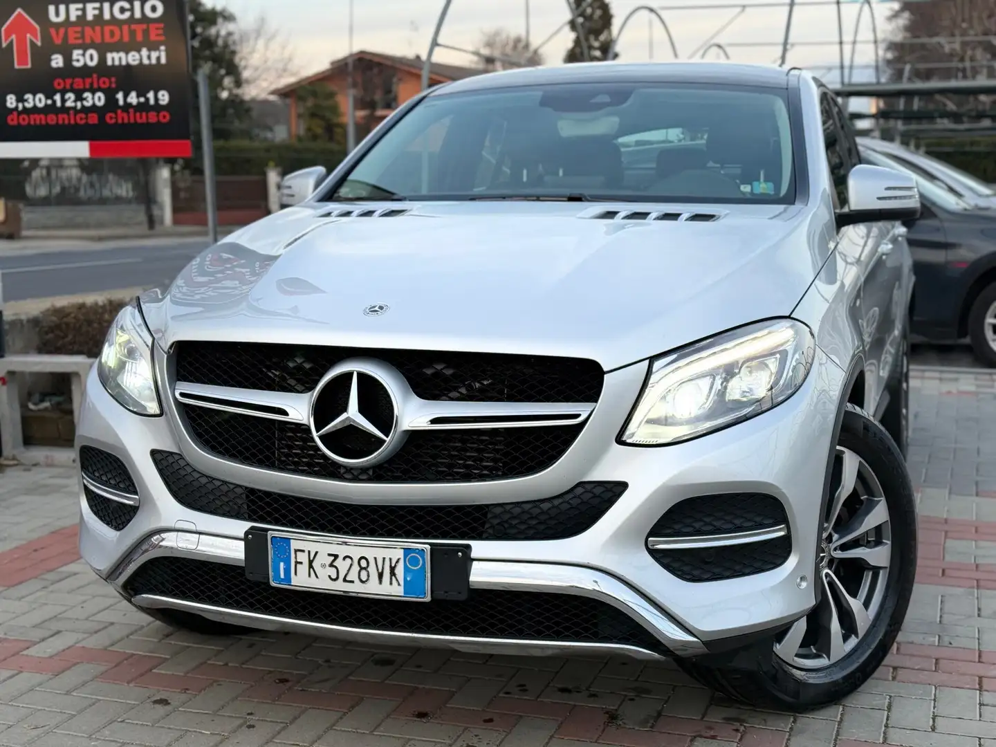 Mercedes-Benz GLE 350 GLE 350 d 4Matic Coupé Exclusive Plus Grigio - 1