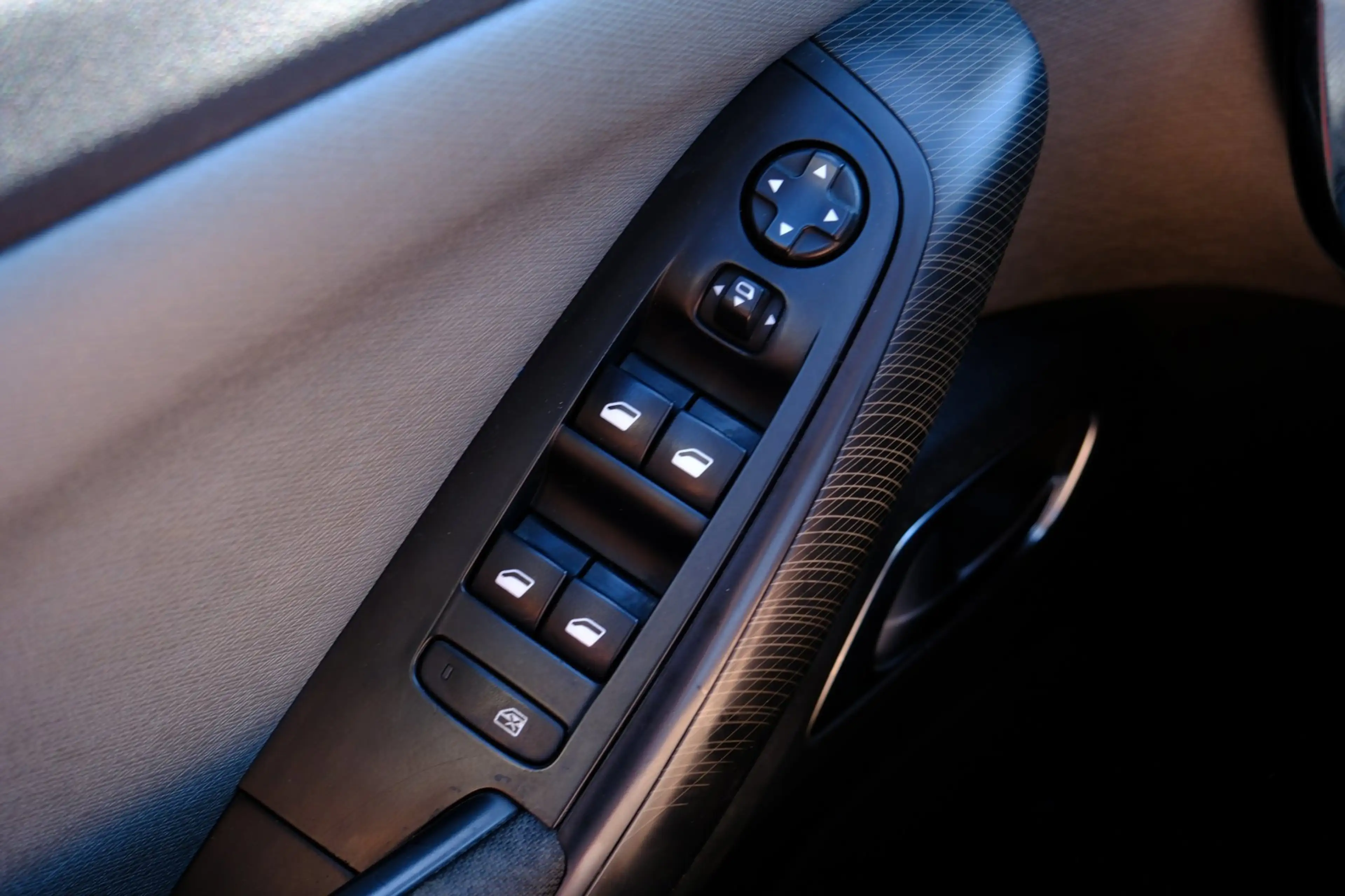 Citroen Grand C4 Picasso 1.6 HDi Business Aut. Navi|Cam|Clima|LMV|Panoramis — photo 21