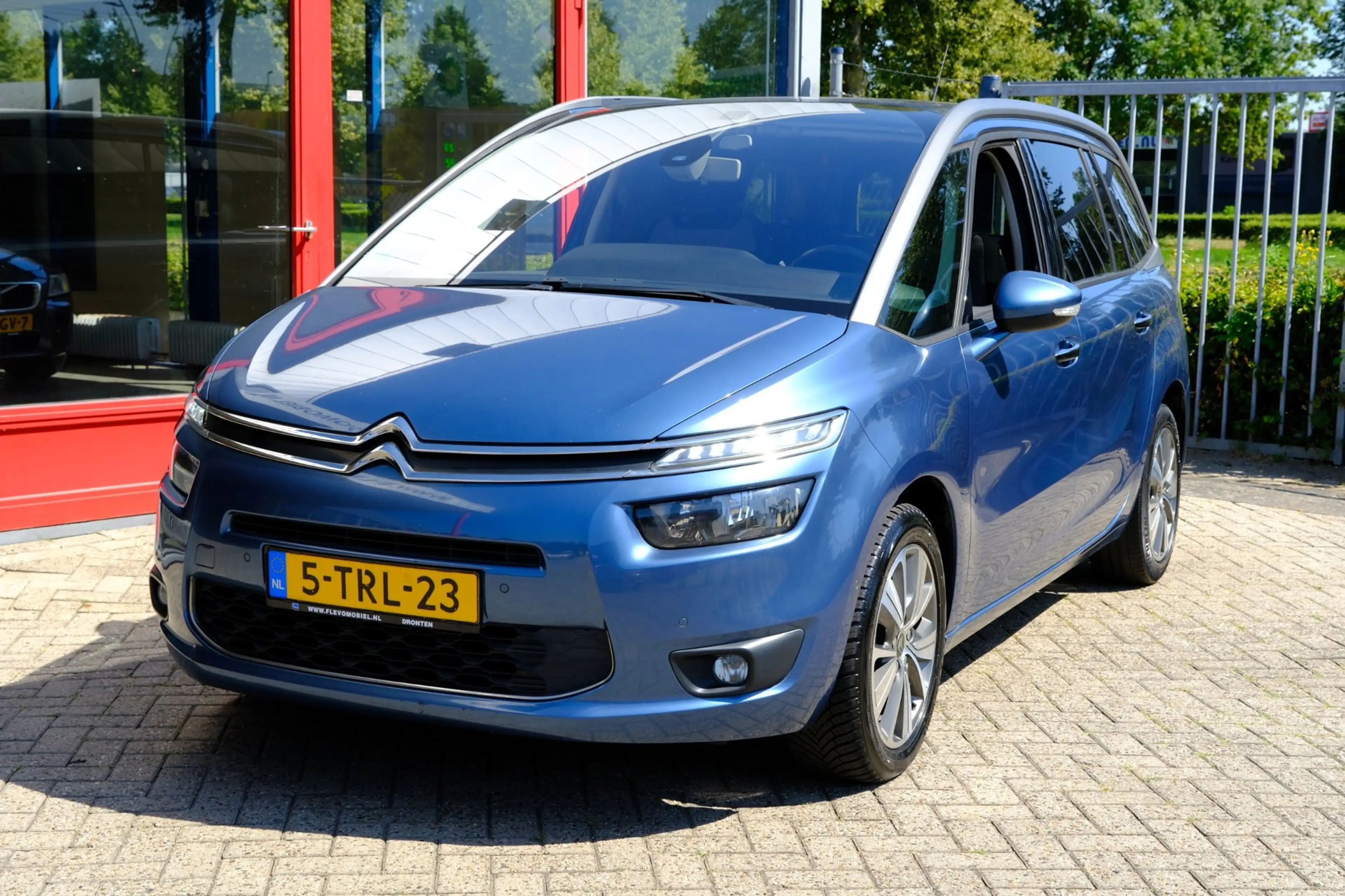 Citroen Grand C4 Picasso 1.6 HDi Business Aut. Navi|Cam|Clima|LMV|Panoramis — photo 27