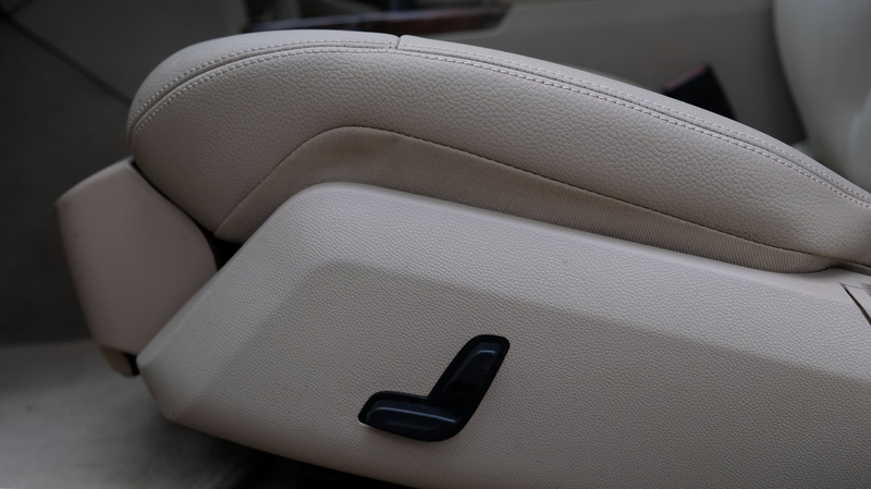 Mercedes-Benz E 200 CGI Business Class Elegance — photo 13