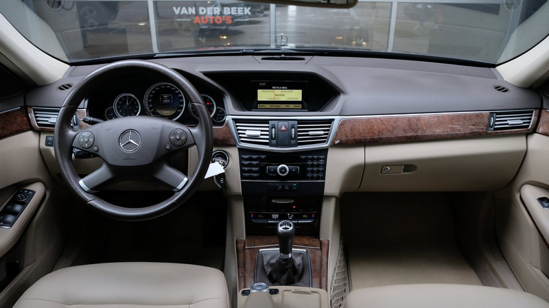 Mercedes-Benz E 200 CGI Business Class Elegance — photo 9