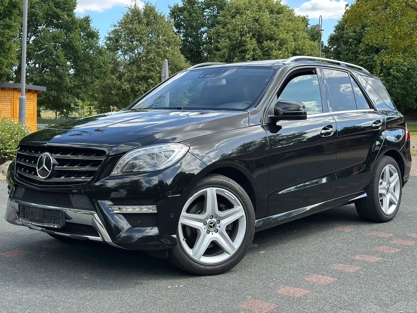Mercedes-Benz ML 350 ML 350 CDI AMG-Paket Distronic H&K AHK Nero - 1