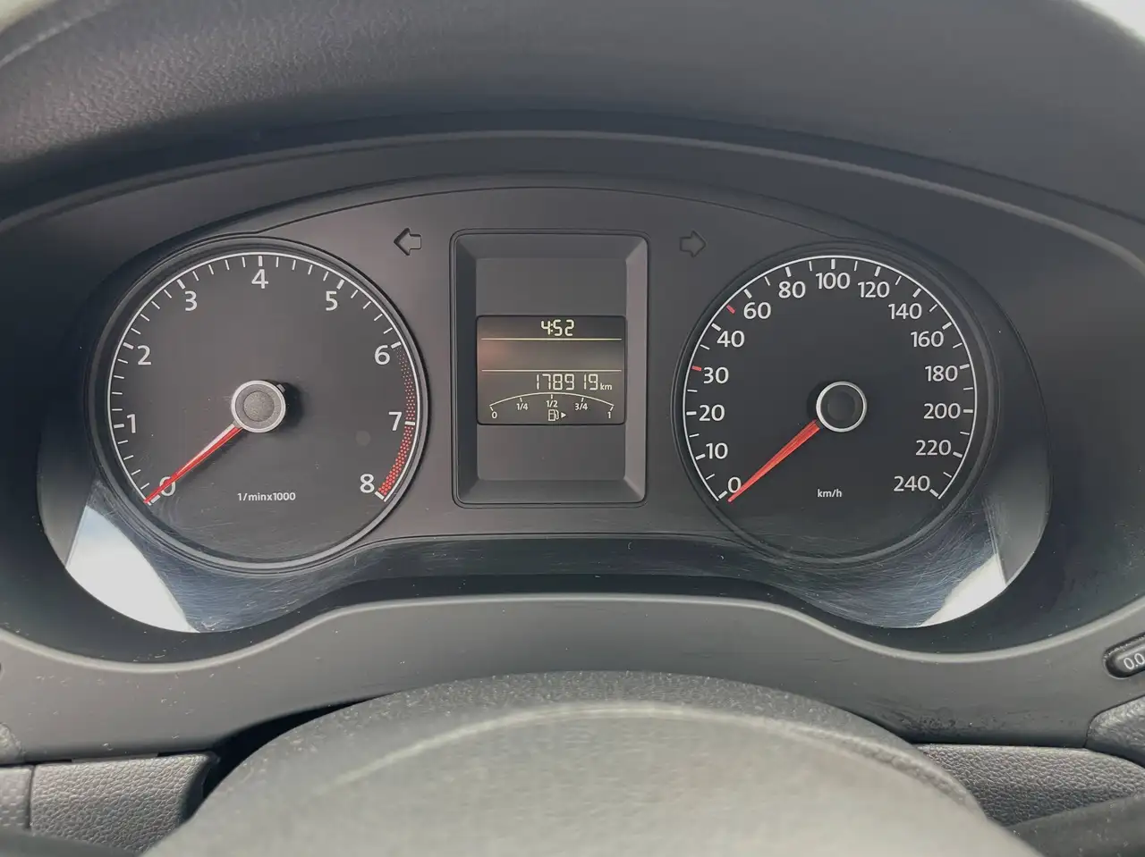 Volkswagen Jetta снимка Volkswagen Jetta