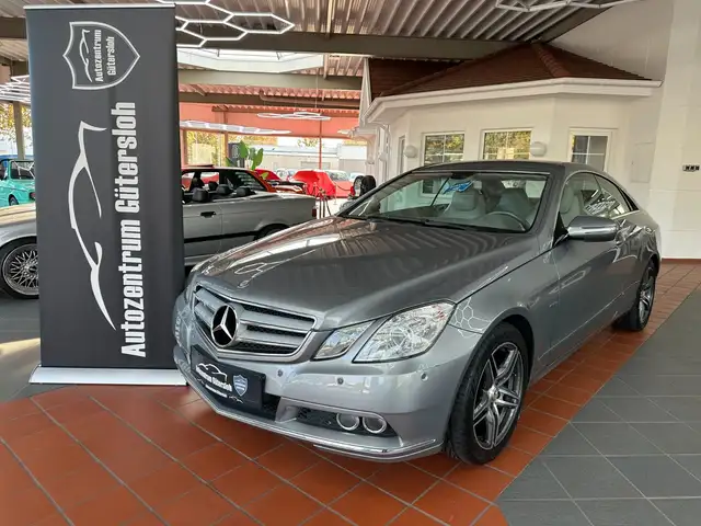 Mercedes-Benz E 250 E Coupe* SITZ-H. / NAVI / GARANTIE*