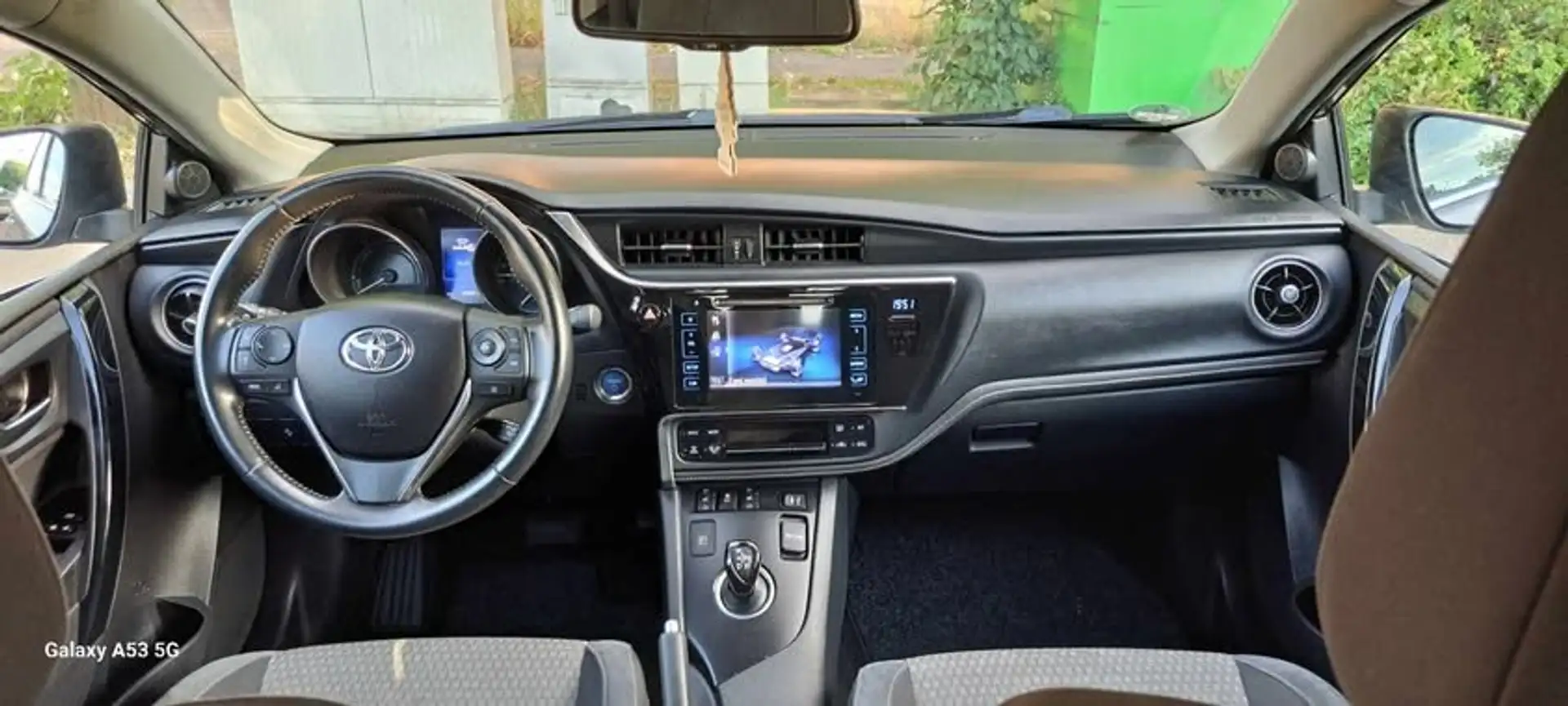 Toyota Auris Auris 1.8 VVT-i Hybrid Automatik  5 jahre Garantie - 2